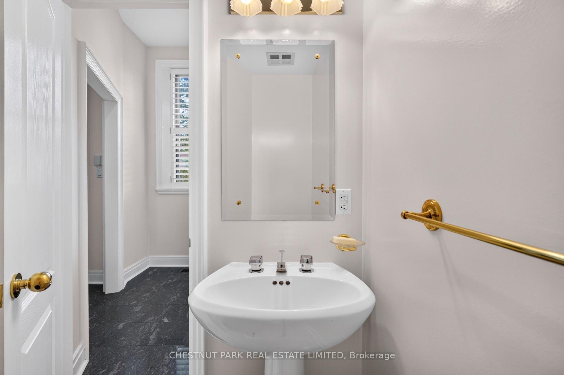 Photo 10 of 248 Spadina Road, Toronto, Casa Loma — HOMEH