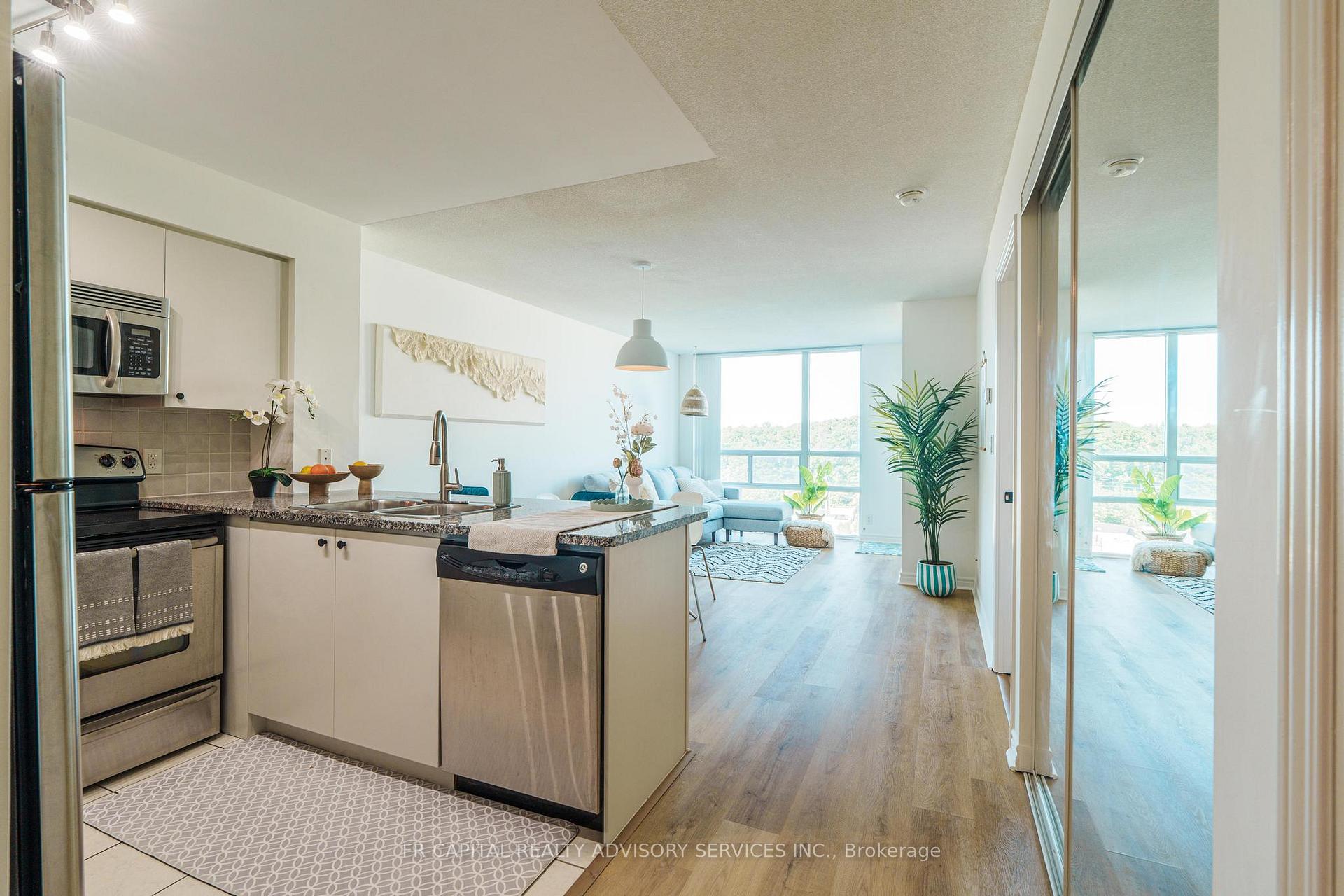 Photo 4 of Unit 1102, 68 Grangeway Avenue, Scarborough, Woburn — HOMEH