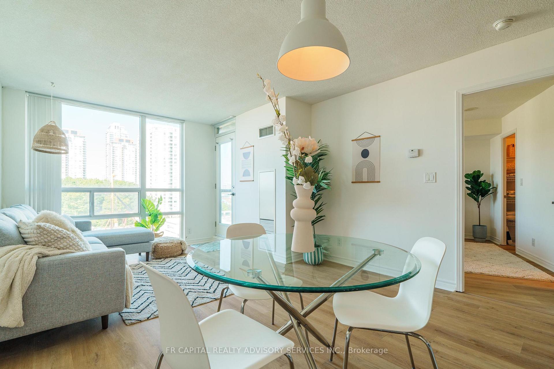 Photo 9 of Unit 1102, 68 Grangeway Avenue, Scarborough, Woburn — HOMEH