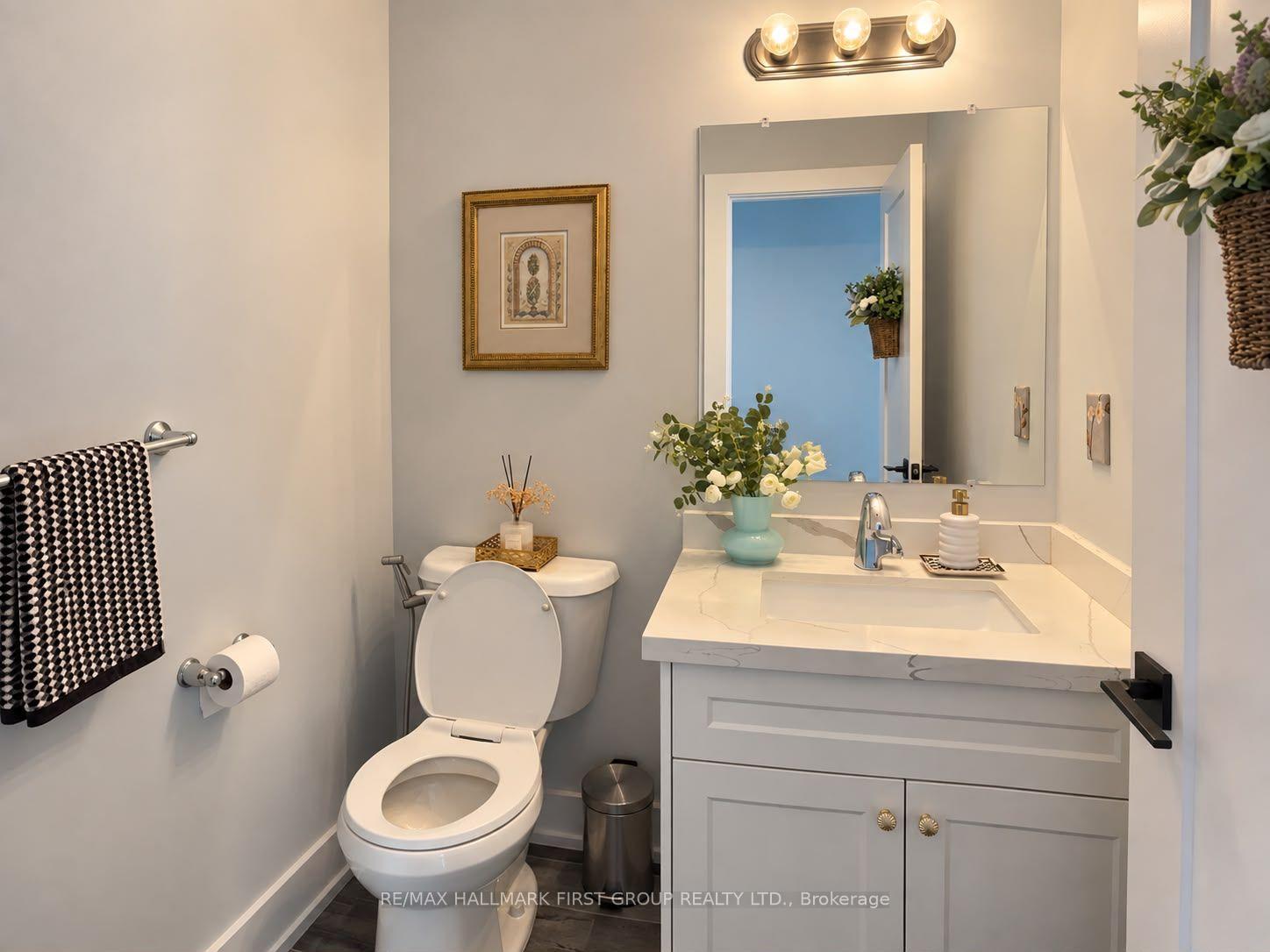 Photo 5 of Unit 2, 182 Prince Street, Oshawa, O'Neill — HOMEH