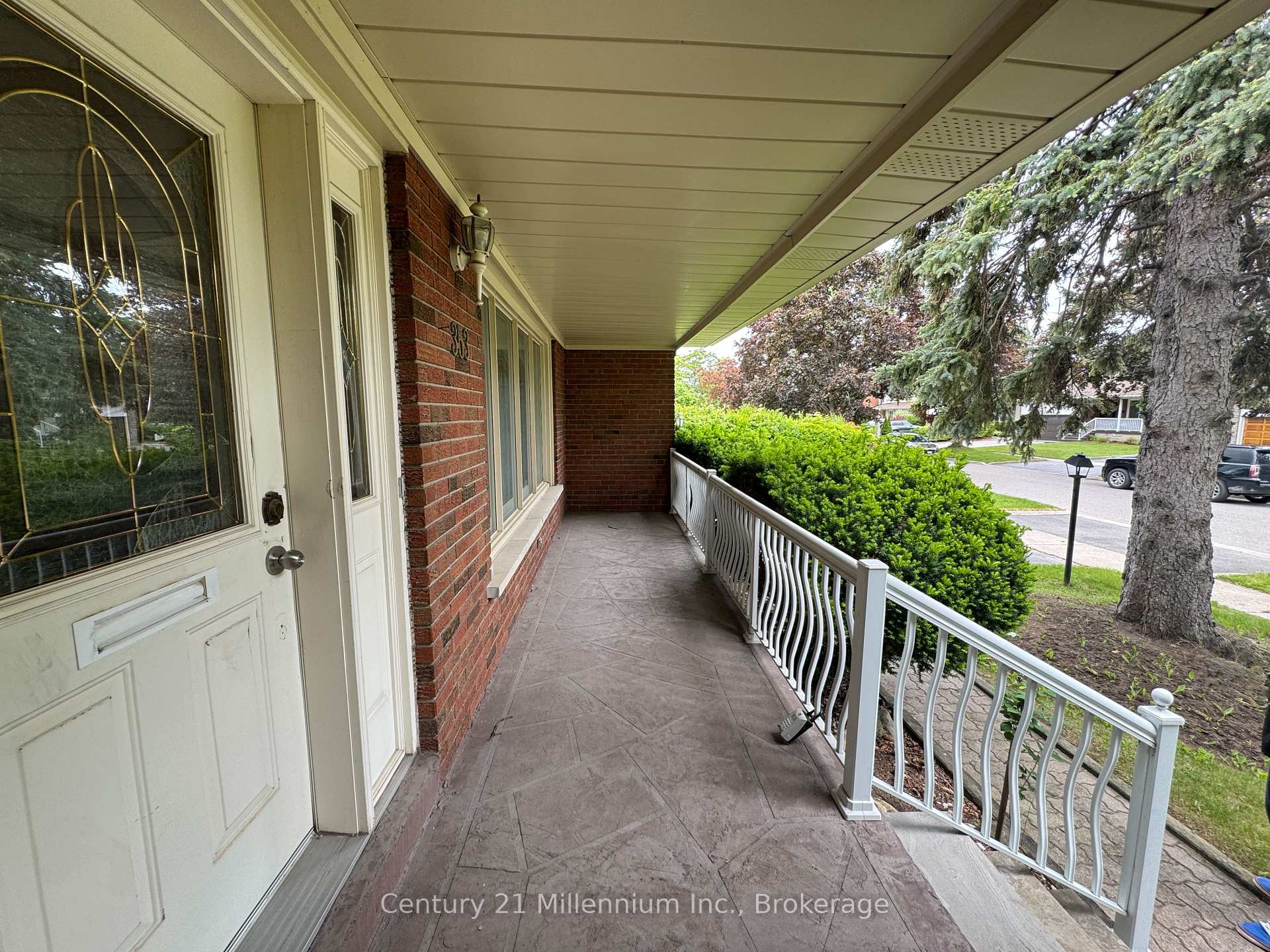 Photo 6 of 353 Chantenay Drive, Mississauga, Cooksville — HOMEH