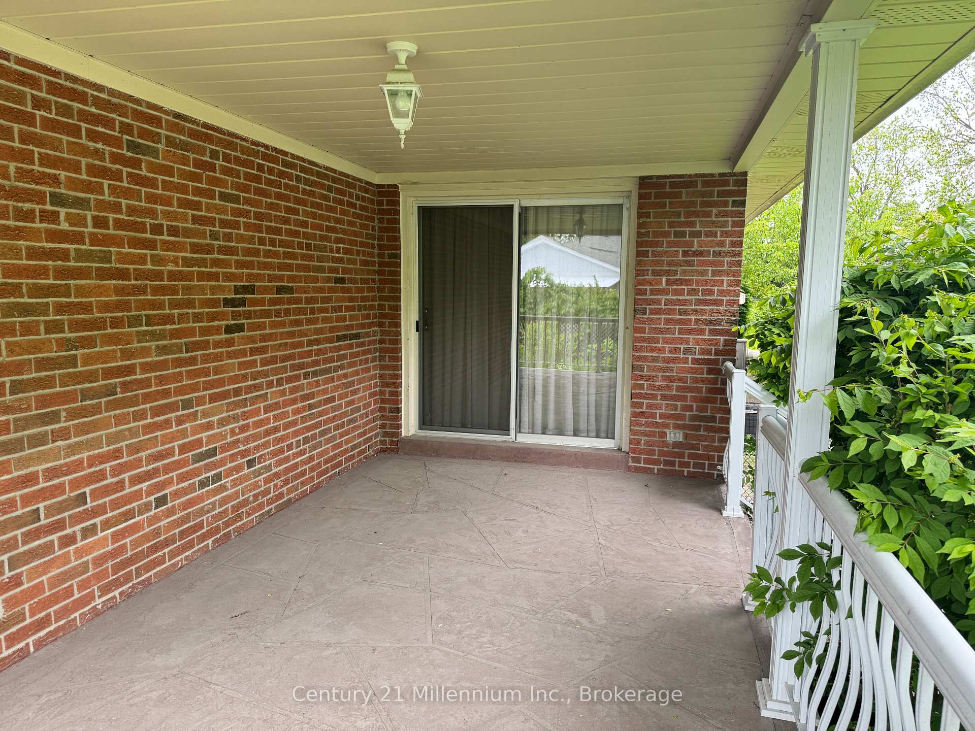 Photo 14 of 353 Chantenay Drive, Mississauga, Cooksville — HOMEH