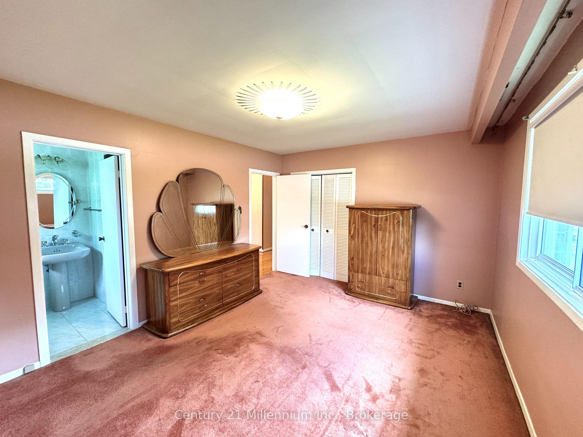 Photo 19 of 353 Chantenay Drive, Mississauga, Cooksville — HOMEH