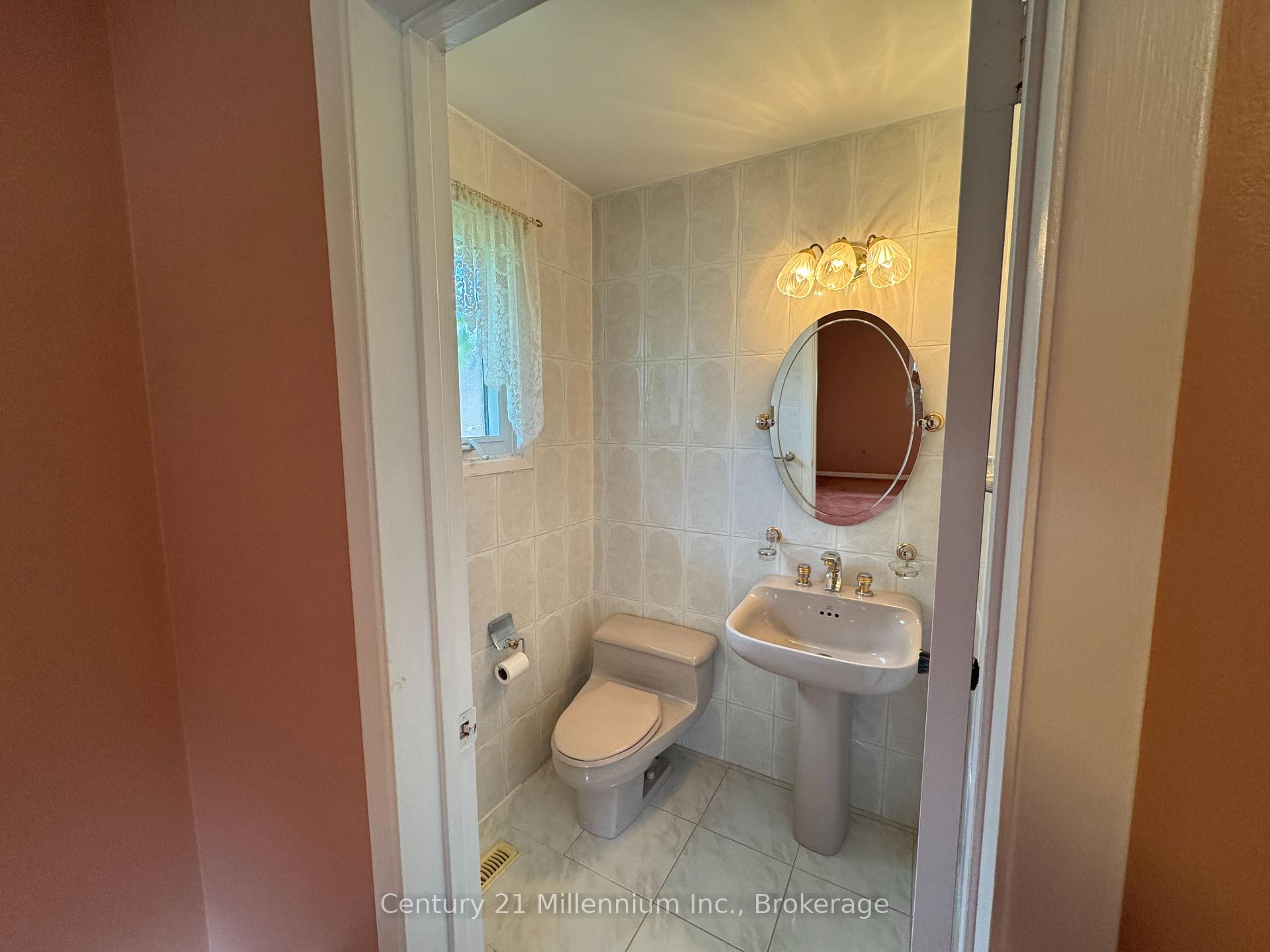 Photo 21 of 353 Chantenay Drive, Mississauga, Cooksville — HOMEH
