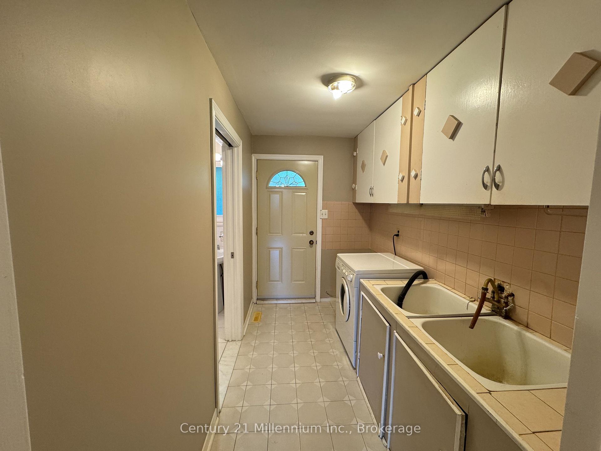 Photo 30 of 353 Chantenay Drive, Mississauga, Cooksville — HOMEH