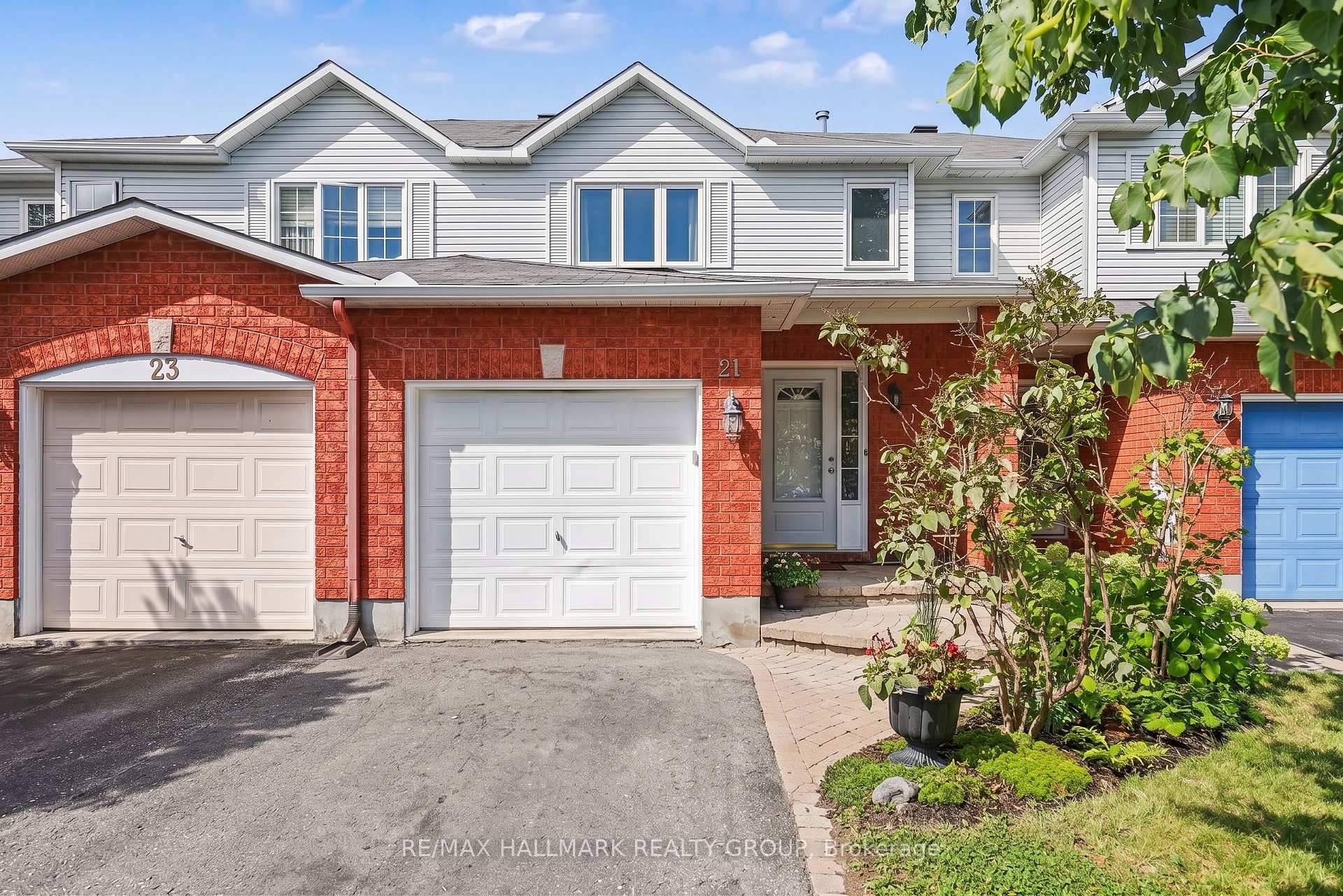 Photo 1 of 21 Nobleton Avenue, Ottawa, Hunt Club Park — HOMEH
