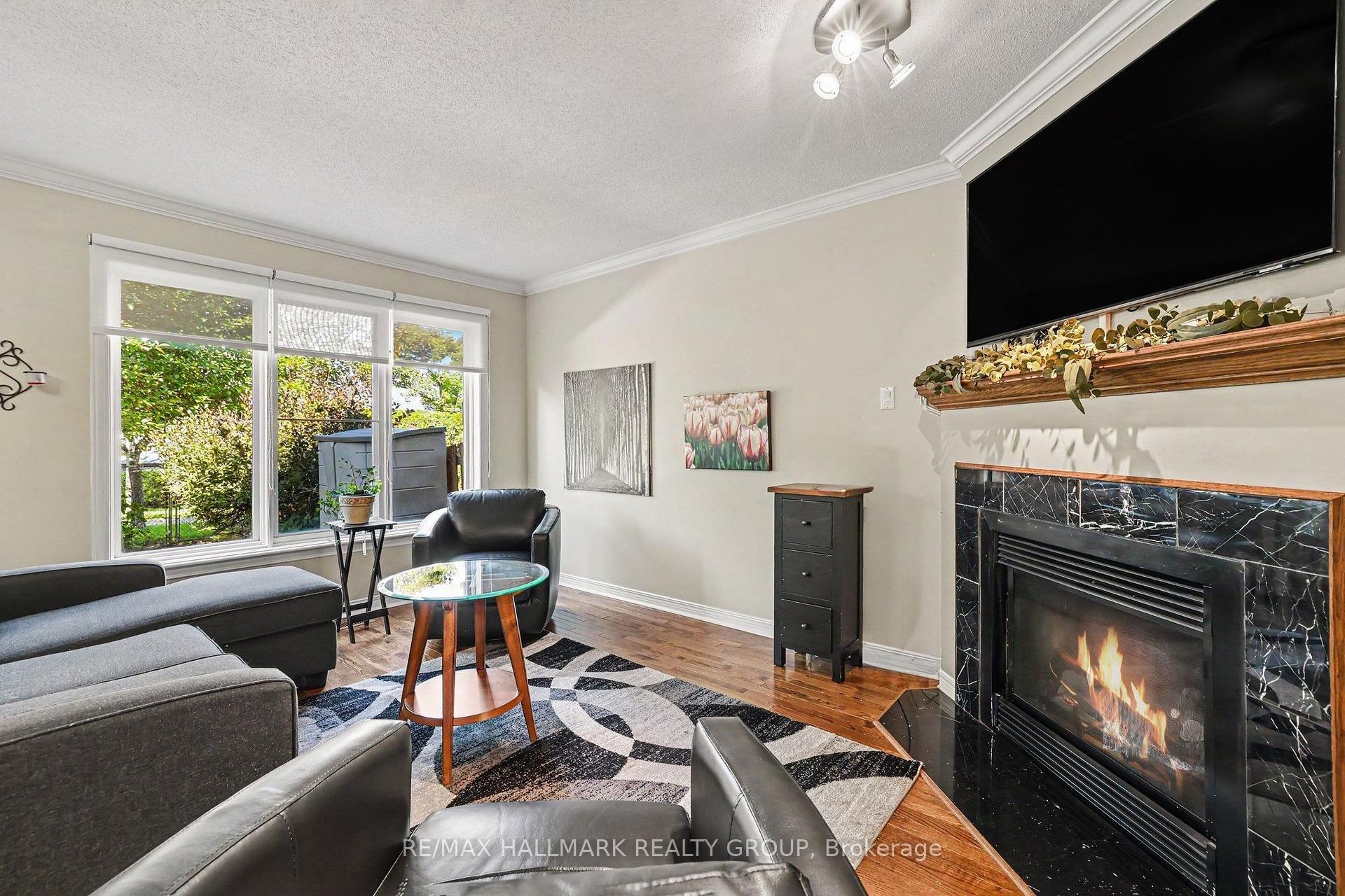 Photo 4 of 21 Nobleton Avenue, Ottawa, Hunt Club Park — HOMEH