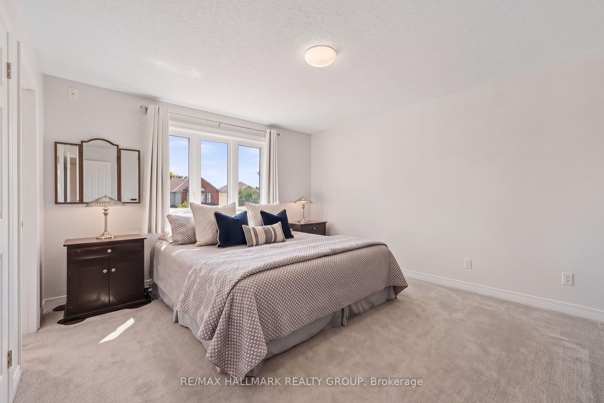 Photo 11 of 21 Nobleton Avenue, Ottawa, Hunt Club Park — HOMEH