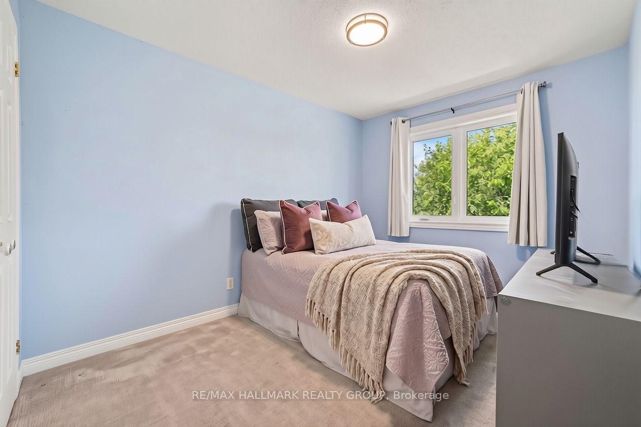 Photo 14 of 21 Nobleton Avenue, Ottawa, Hunt Club Park — HOMEH
