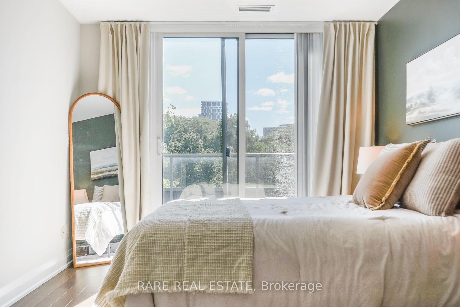 Photo 11 of Unit 217, 18 Uptown Drive, Markham, Unionville — HOMEH