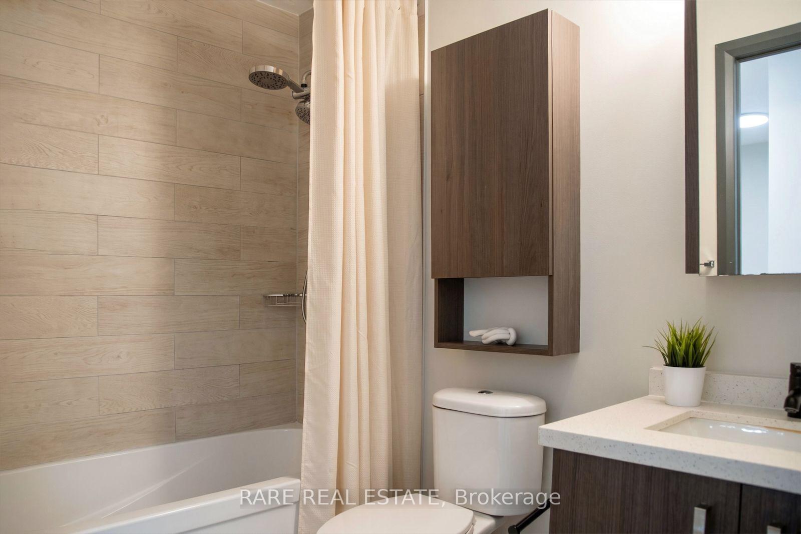 Photo 23 of Unit 217, 18 Uptown Drive, Markham, Unionville — HOMEH