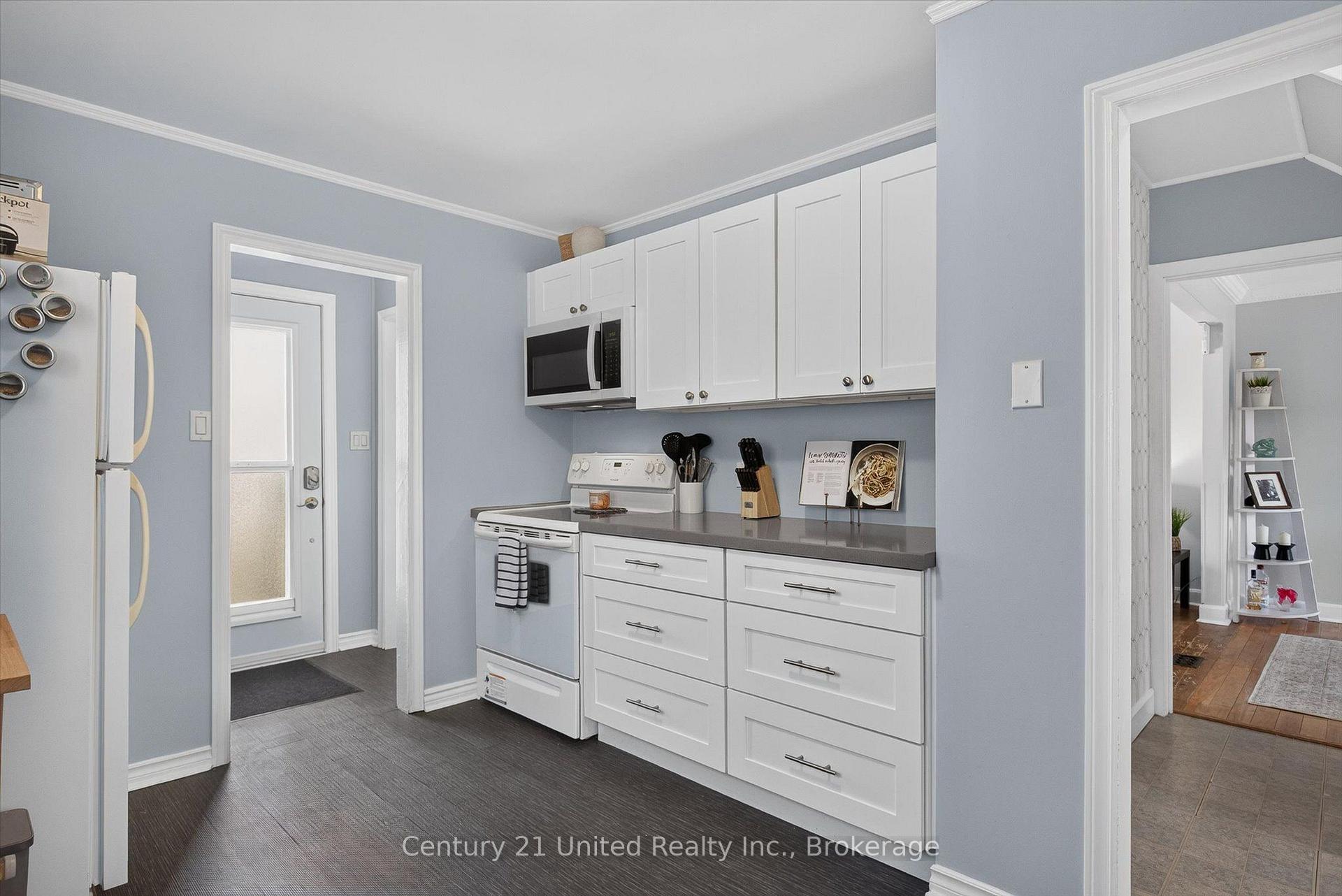 Photo 13 of 679 Hawley Street, Peterborough, Otonabee Ward 1 — HOMEH