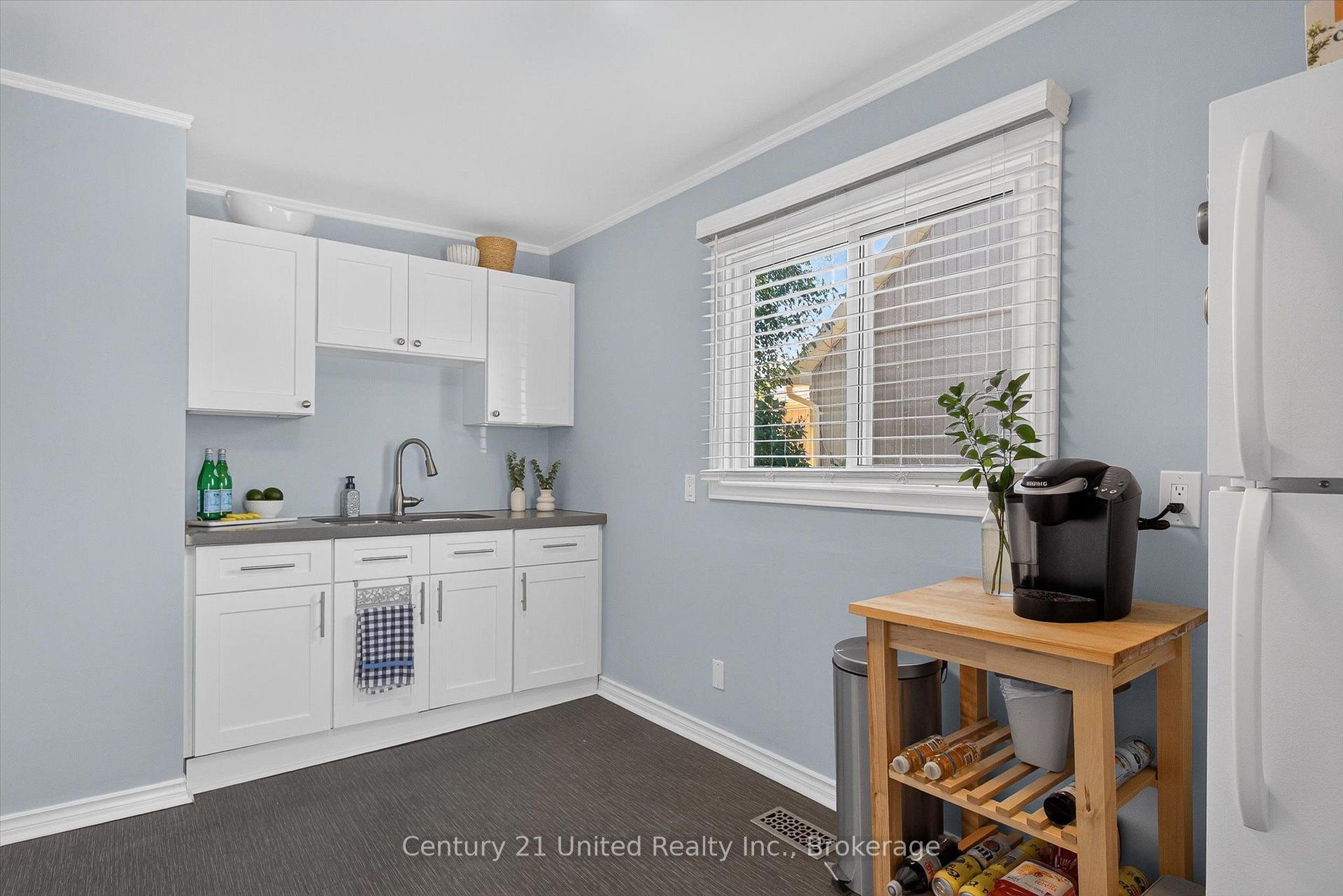 Photo 15 of 679 Hawley Street, Peterborough, Otonabee Ward 1 — HOMEH