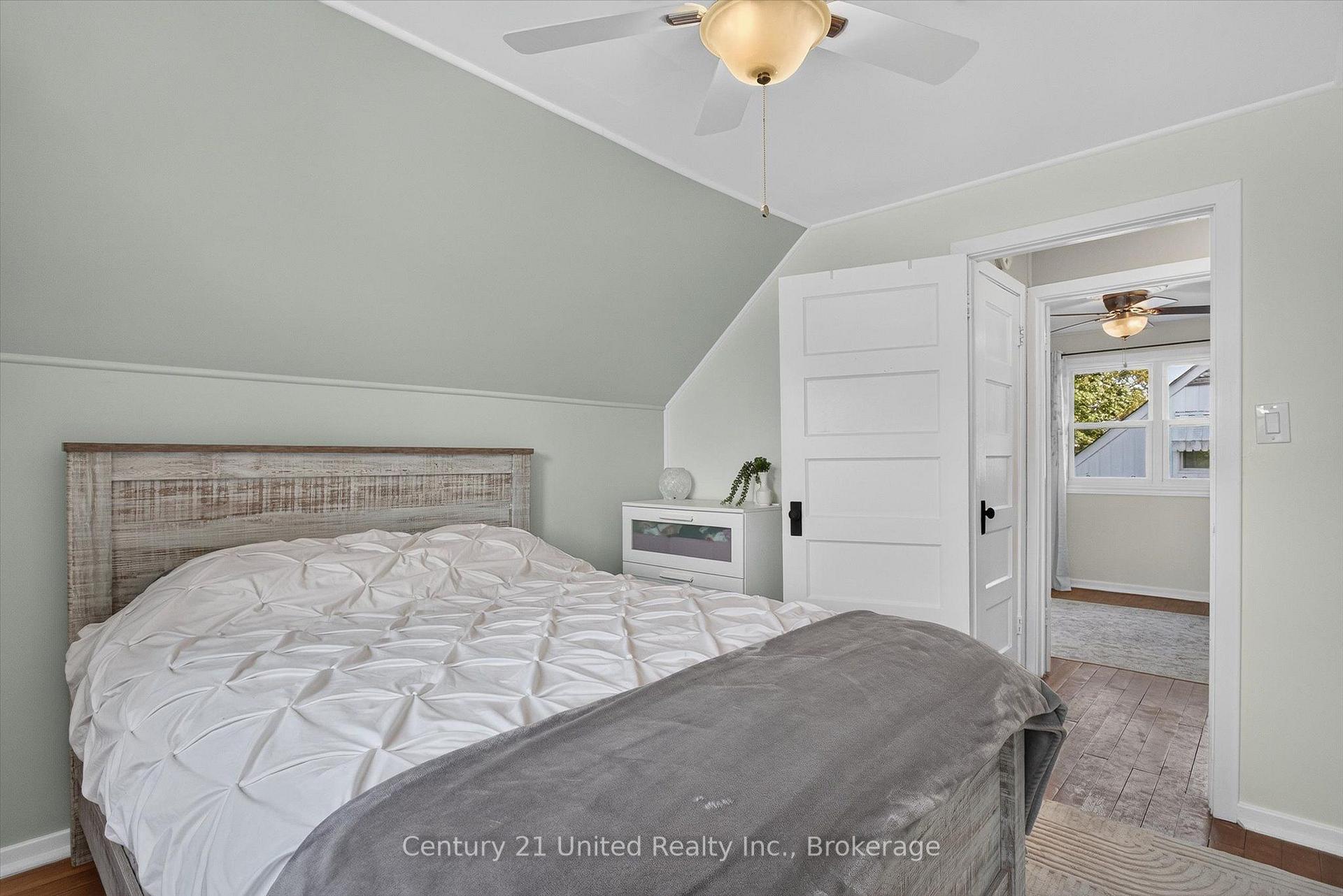 Photo 21 of 679 Hawley Street, Peterborough, Otonabee Ward 1 — HOMEH