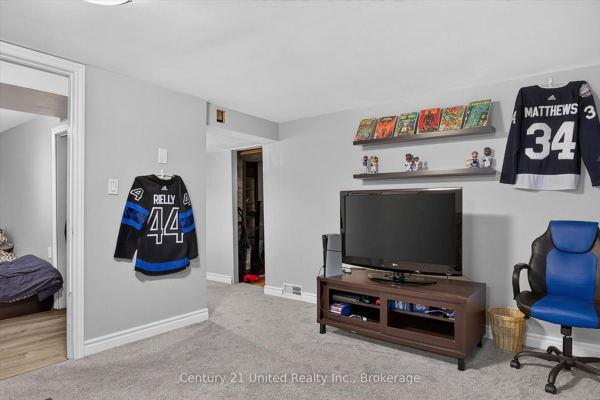 Photo 29 of 679 Hawley Street, Peterborough, Otonabee Ward 1 — HOMEH