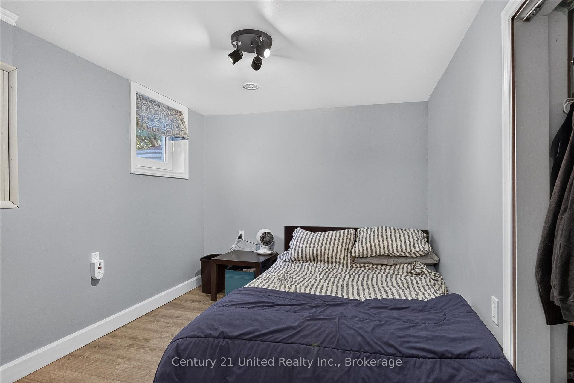 Photo 31 of 679 Hawley Street, Peterborough, Otonabee Ward 1 — HOMEH