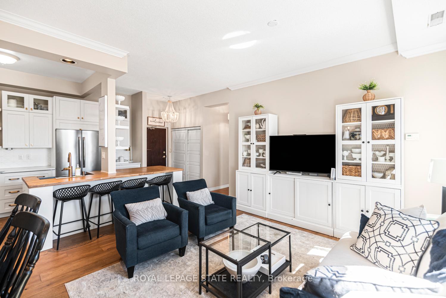 Photo 6 of Unit 311, 262 Dundas Street E, Hamilton, Waterdown — HOMEH