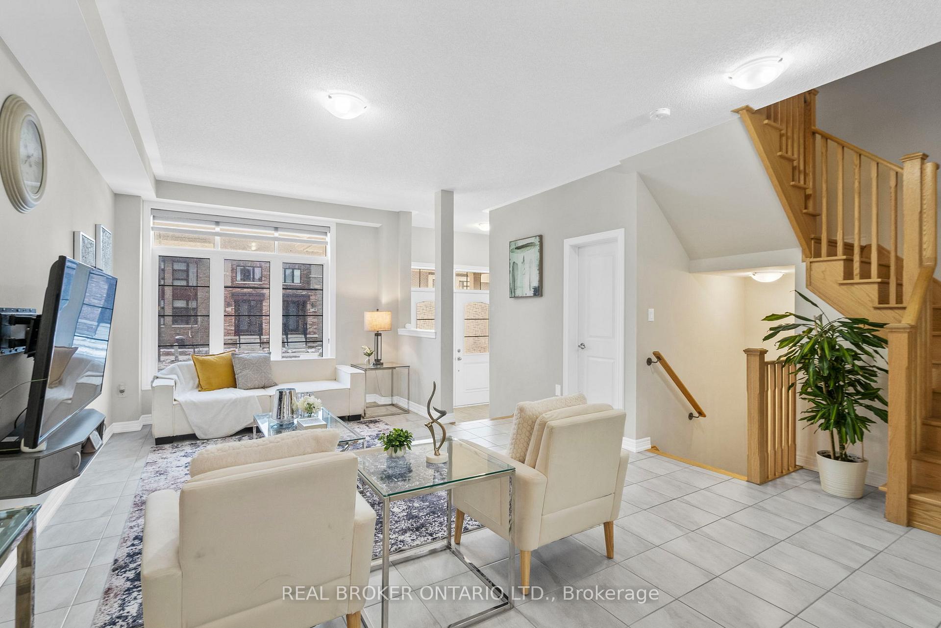 Photo 3 of 222 Coronation Road, Whitby, Rural Whitby — HOMEH