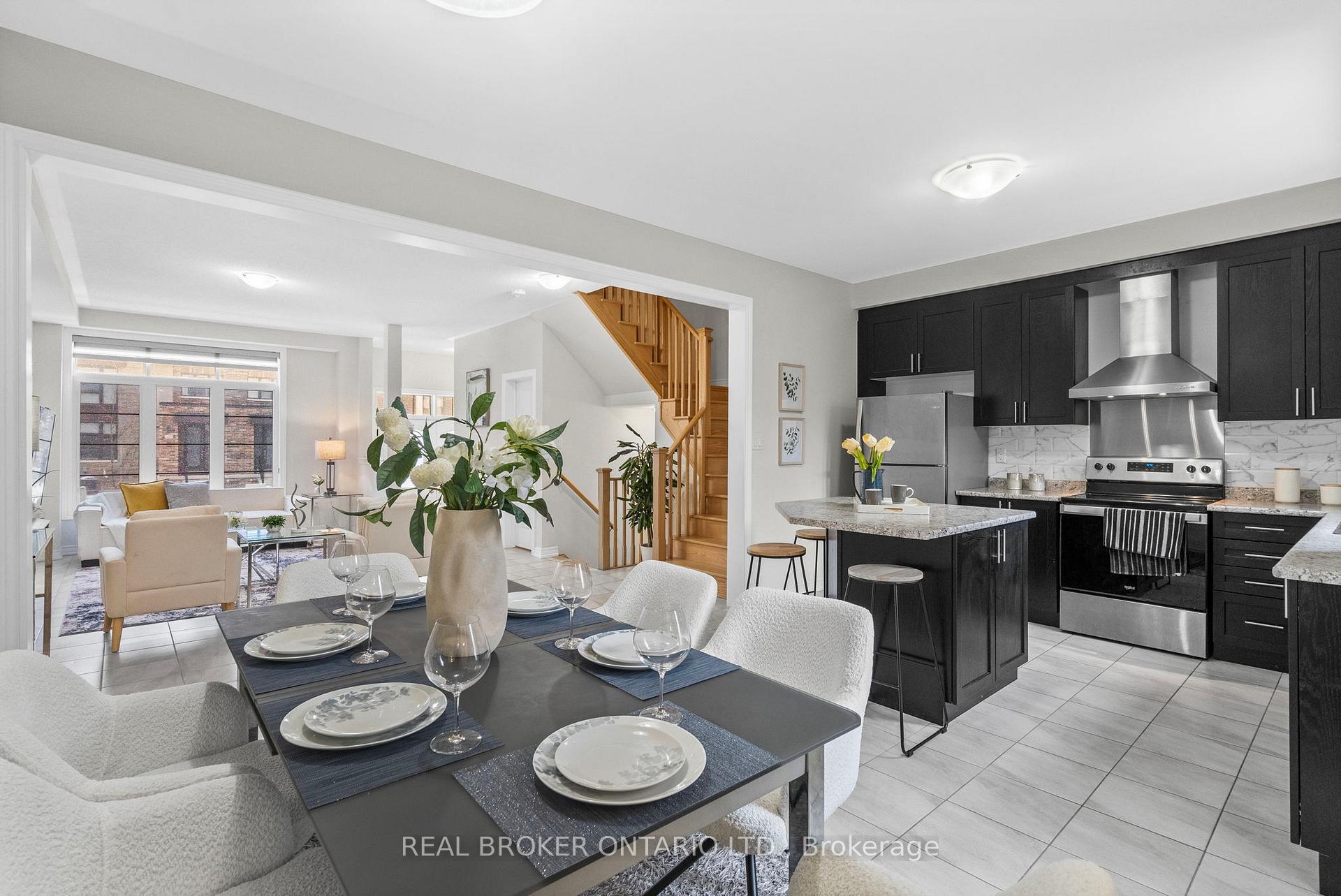 Photo 4 of 222 Coronation Road, Whitby, Rural Whitby — HOMEH
