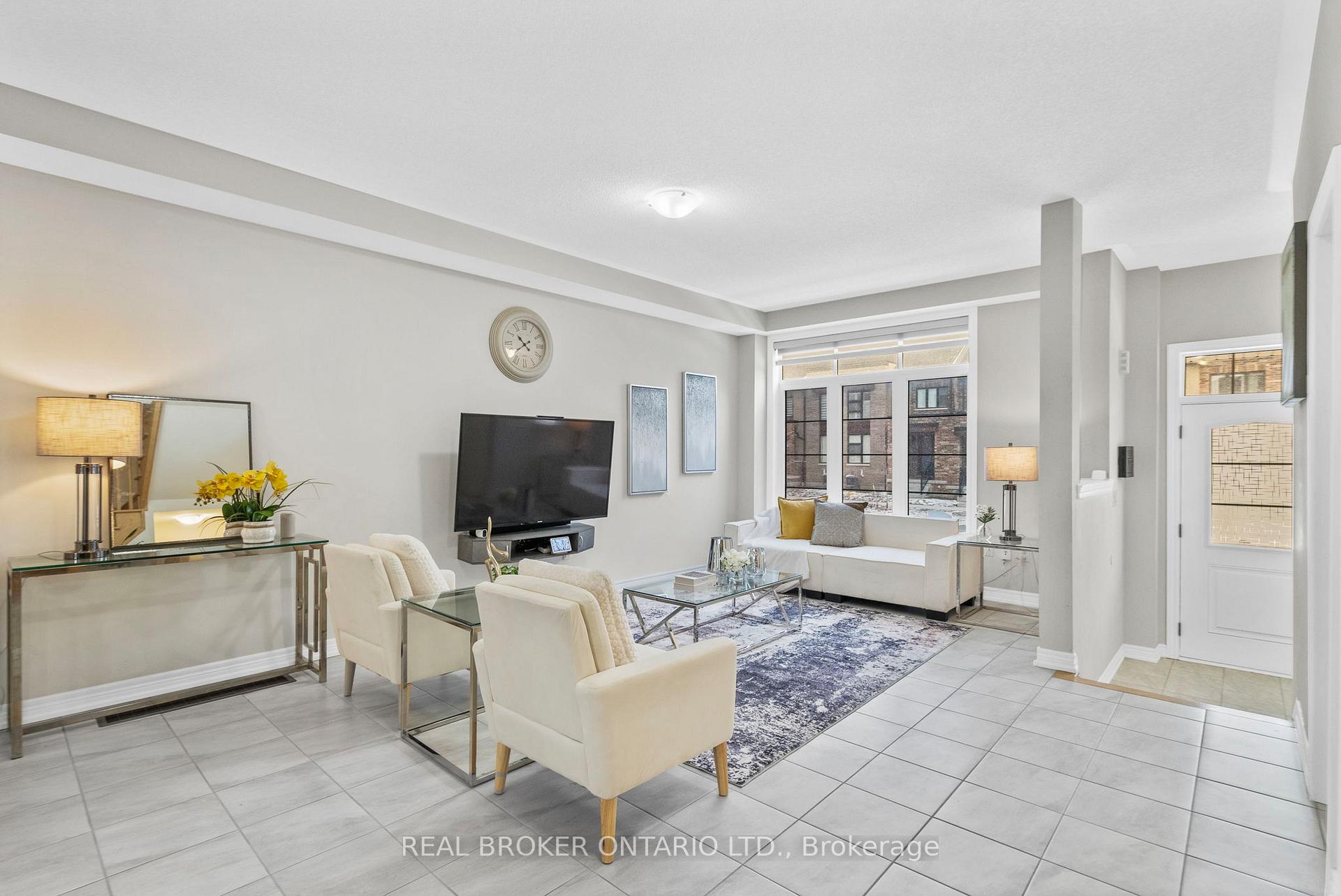 Photo 10 of 222 Coronation Road, Whitby, Rural Whitby — HOMEH
