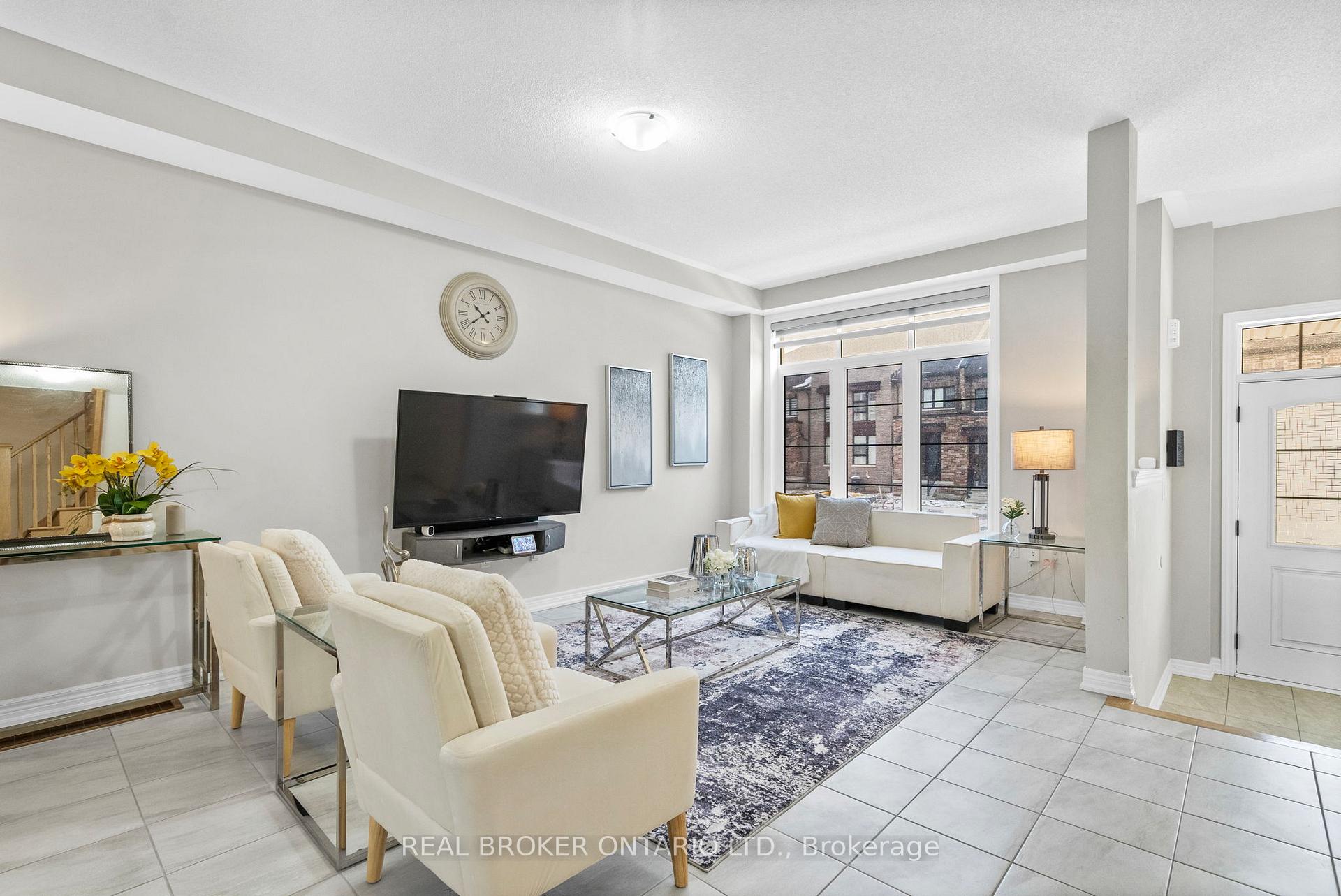 Photo 11 of 222 Coronation Road, Whitby, Rural Whitby — HOMEH