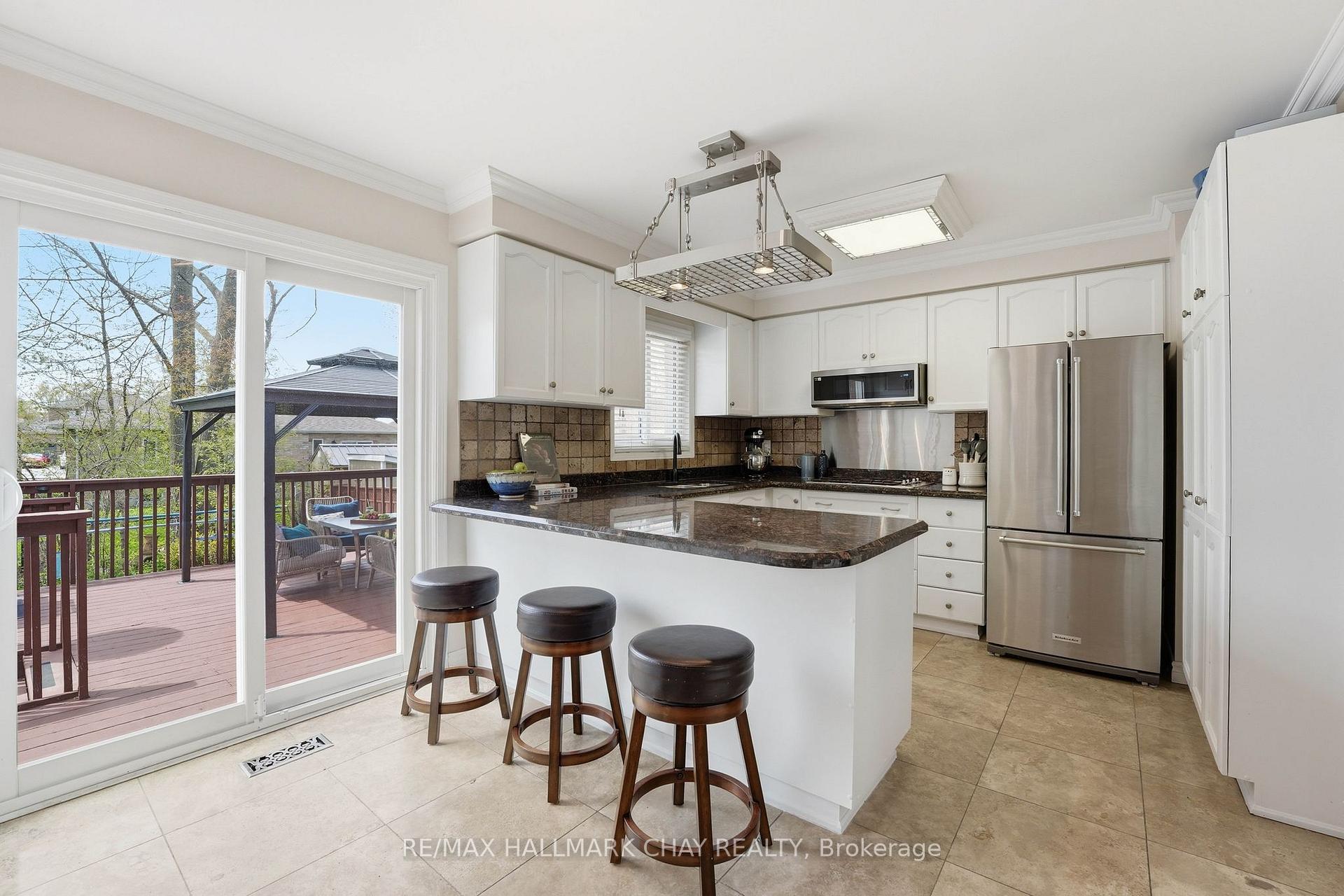 Photo 6 of 117 Brown Street, Barrie, Holly — HOMEH