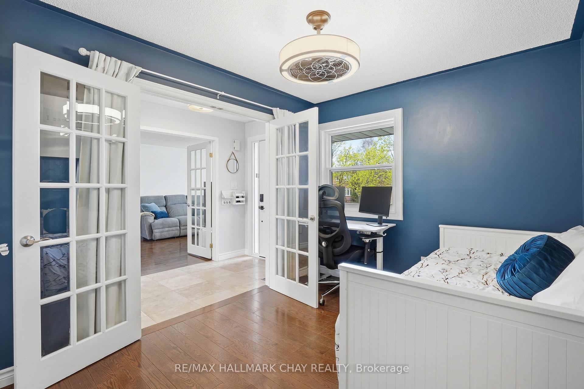 Photo 14 of 117 Brown Street, Barrie, Holly — HOMEH