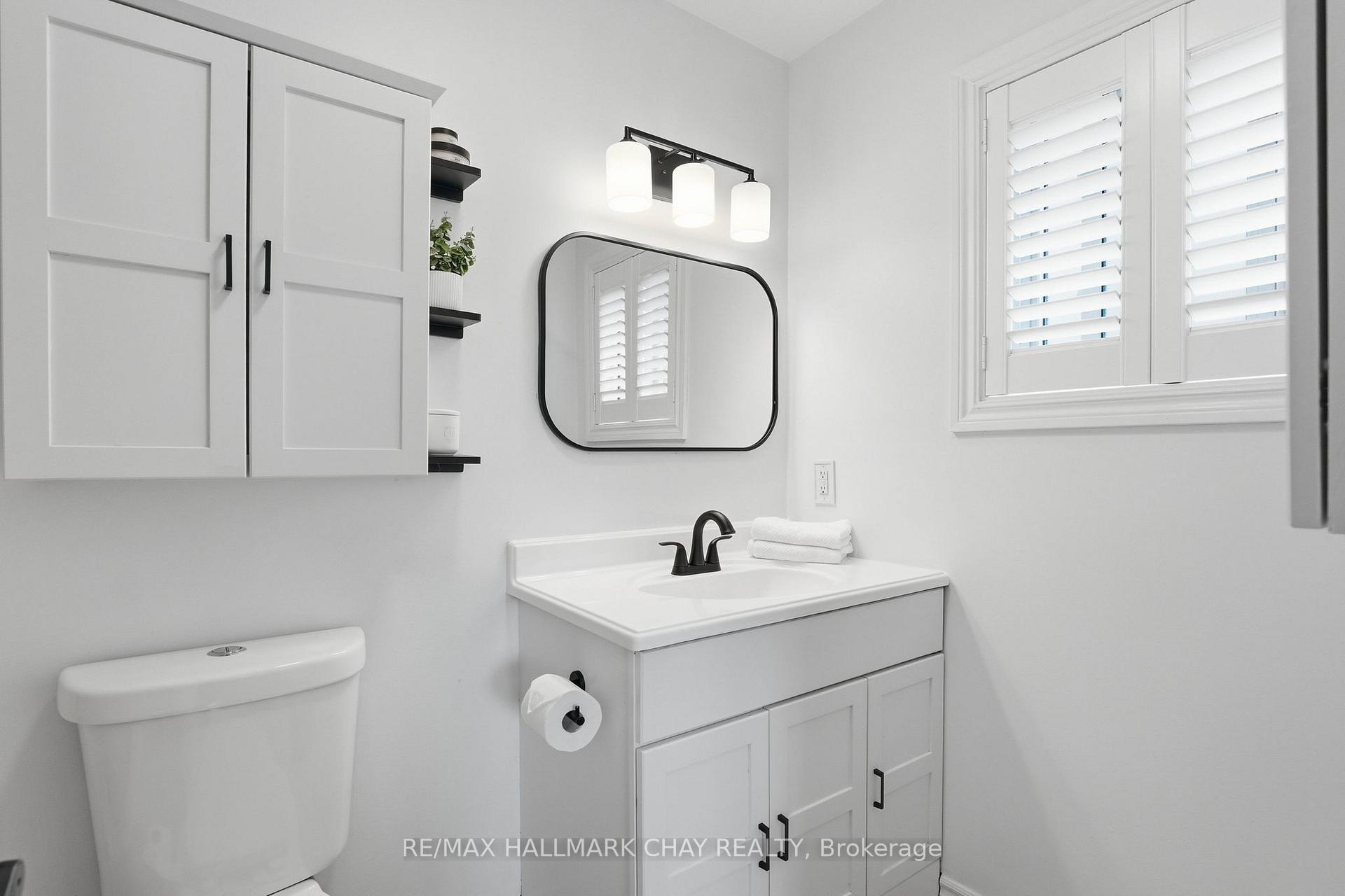 Photo 17 of 117 Brown Street, Barrie, Holly — HOMEH