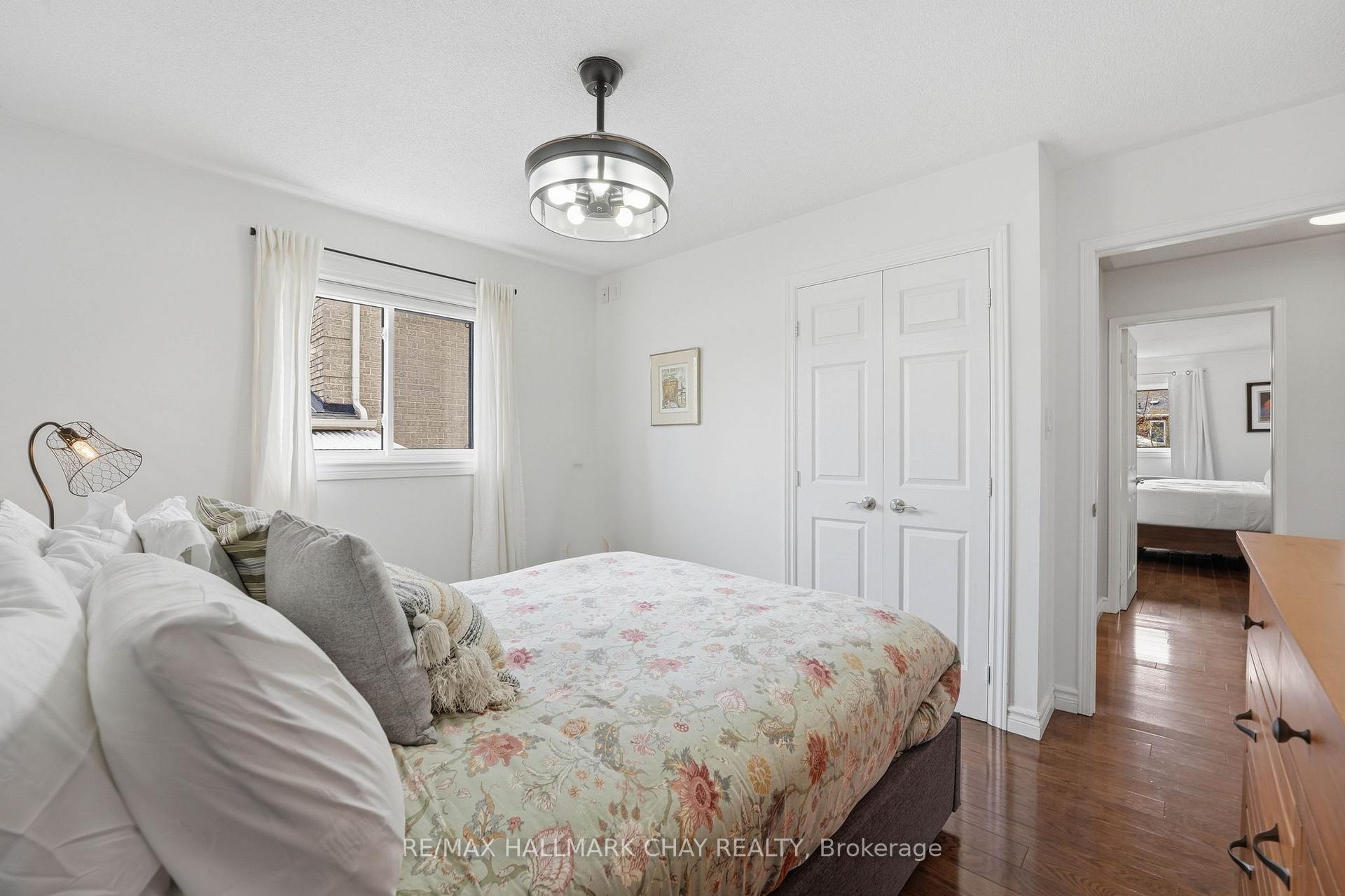 Photo 20 of 117 Brown Street, Barrie, Holly — HOMEH