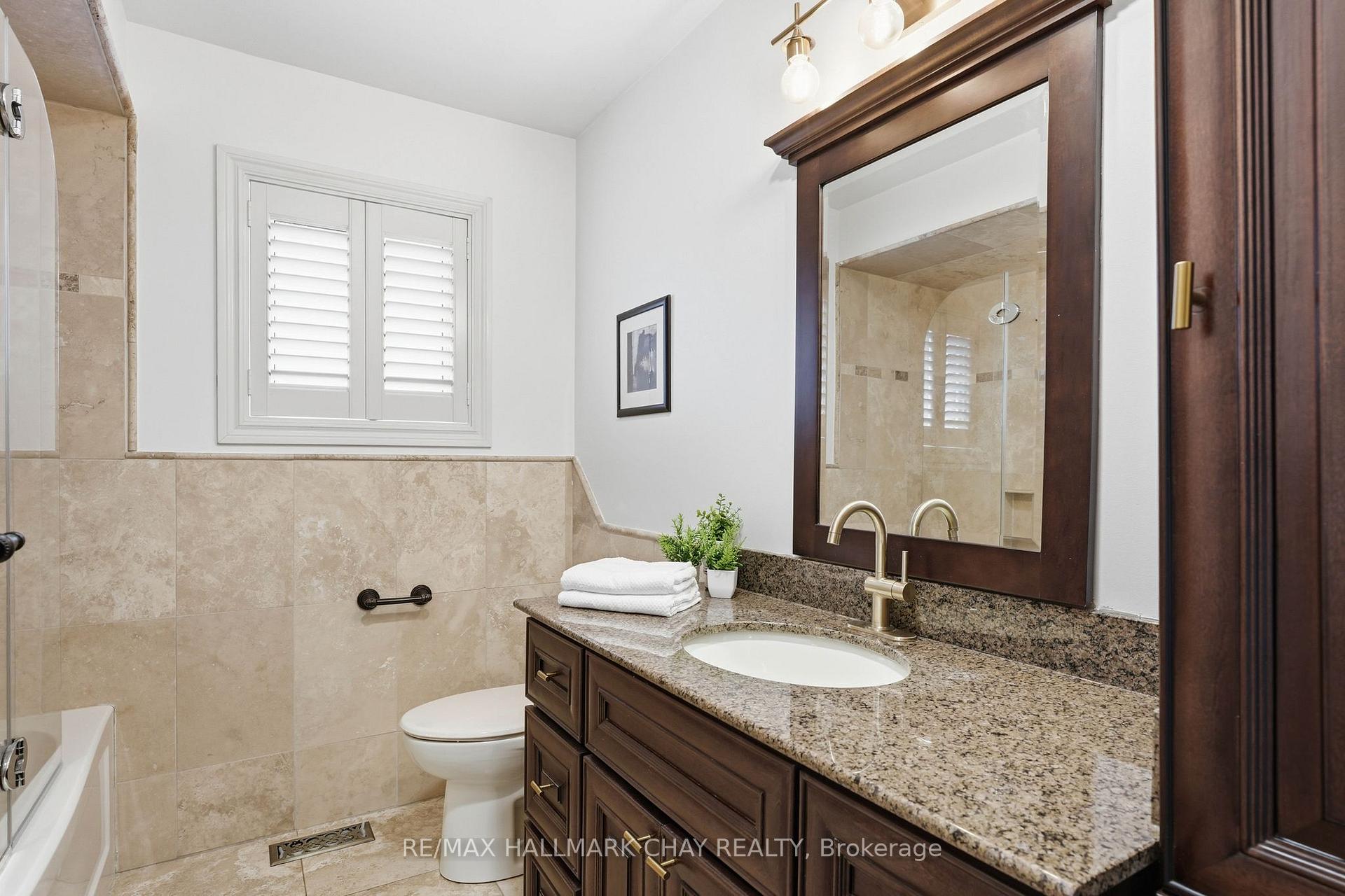 Photo 21 of 117 Brown Street, Barrie, Holly — HOMEH
