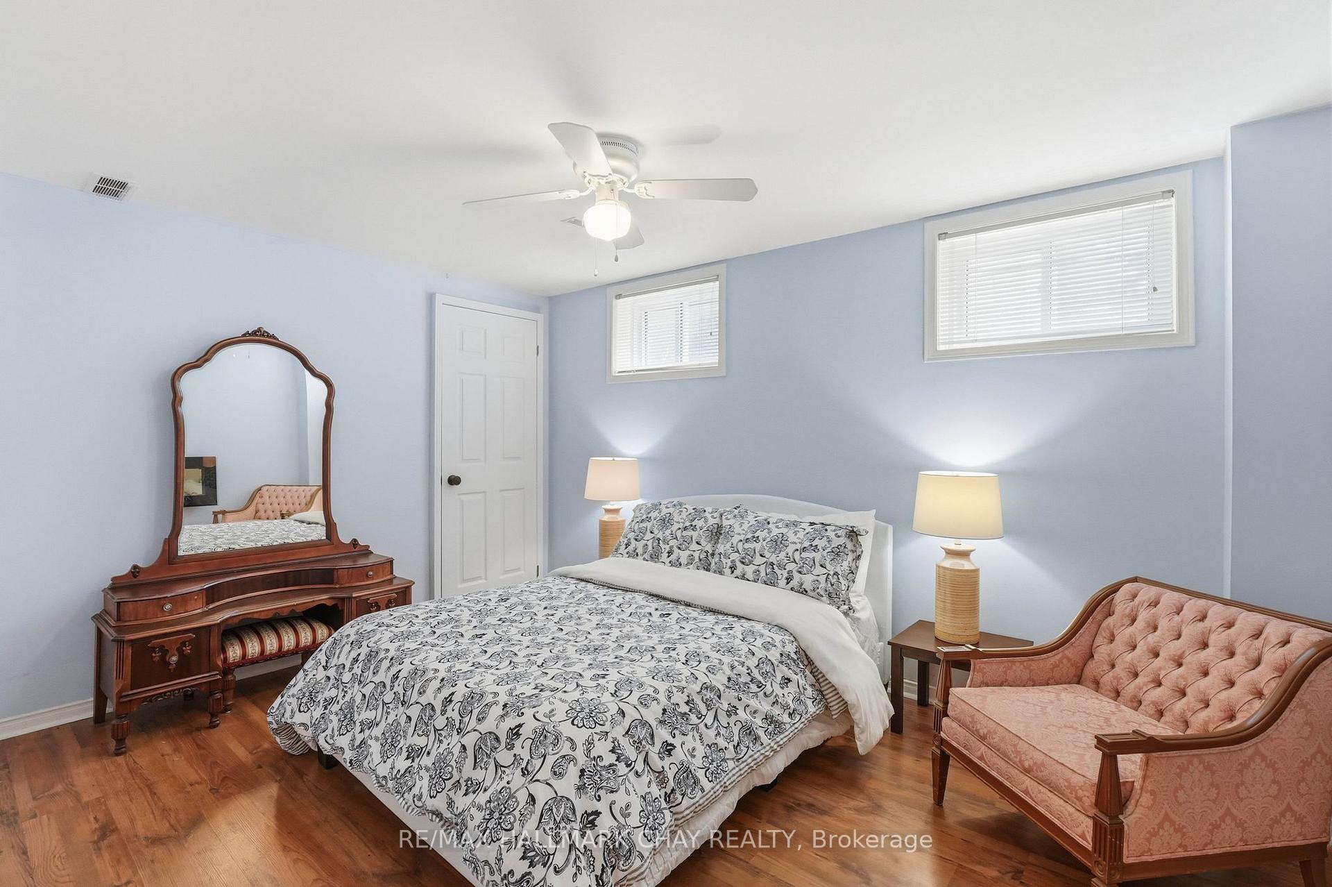 Photo 32 of 117 Brown Street, Barrie, Holly — HOMEH