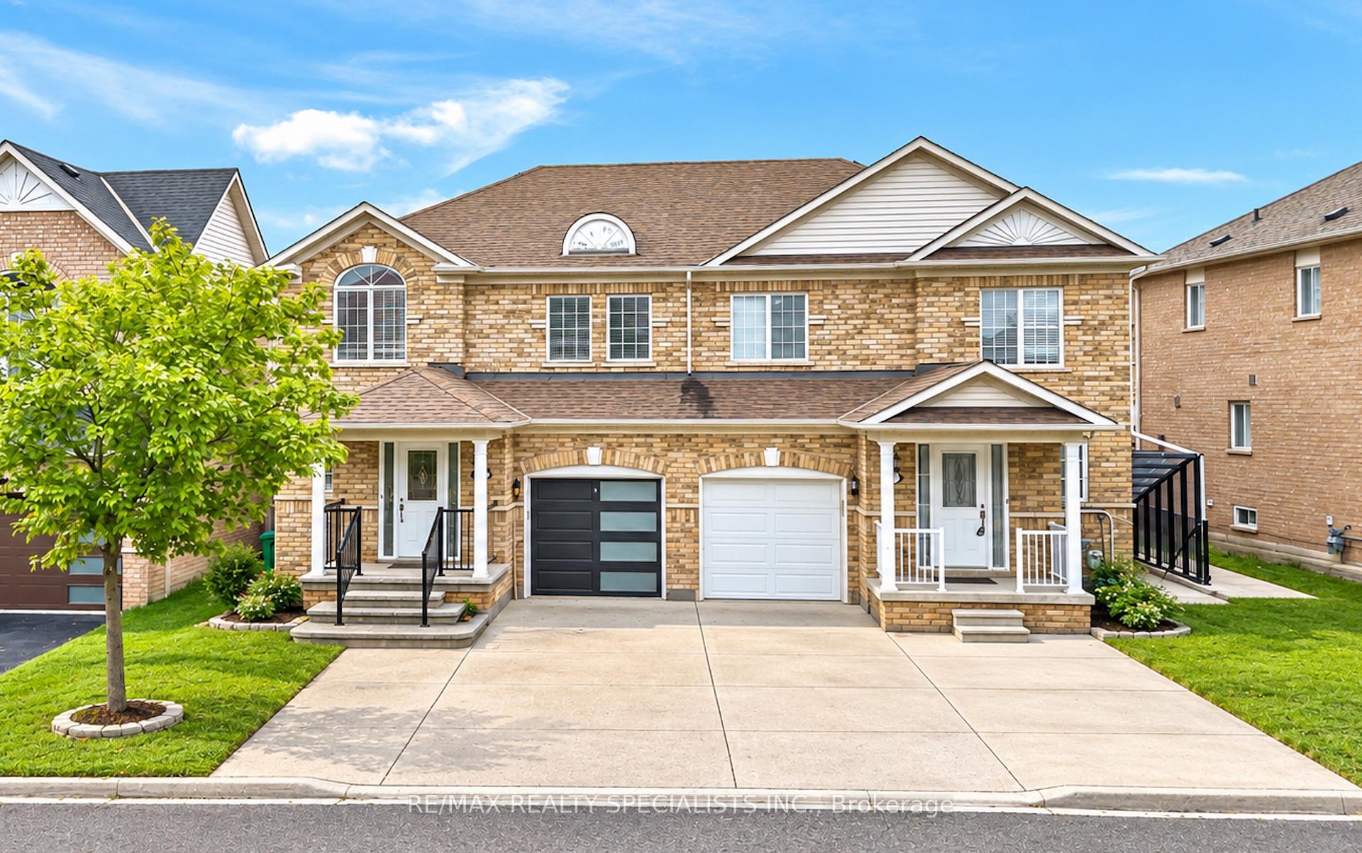 Photo 1 of 6 Topiary Lane, Brampton, Fletcher's Meadow — HOMEH