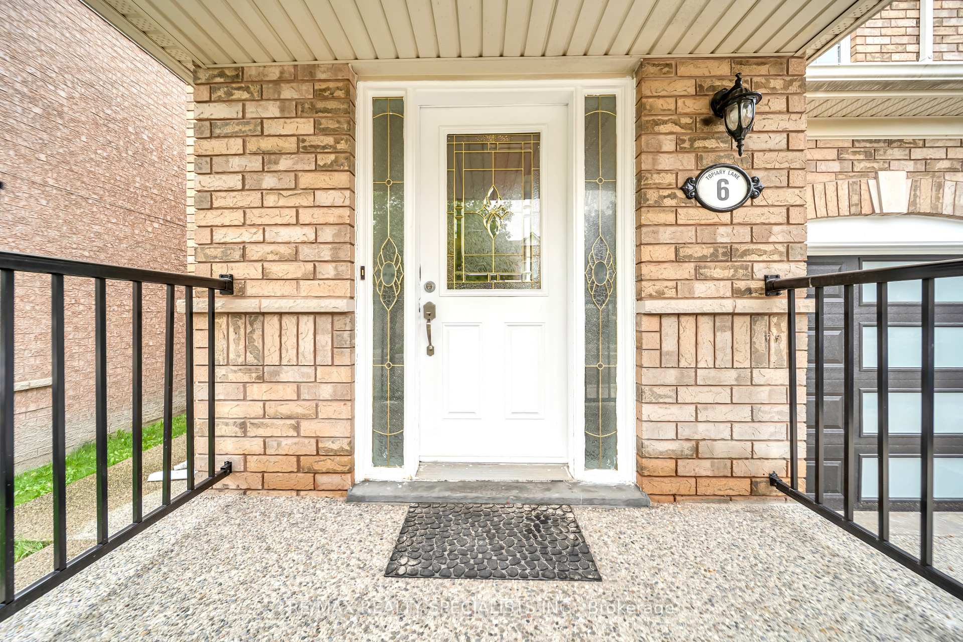 Photo 3 of 6 Topiary Lane, Brampton, Fletcher's Meadow — HOMEH