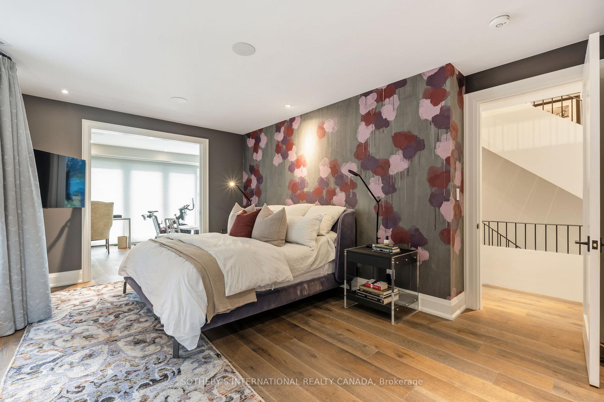 Photo 14 of 330 Palmerston Boulevard, Toronto, Palmerston-Little Italy — HOMEH