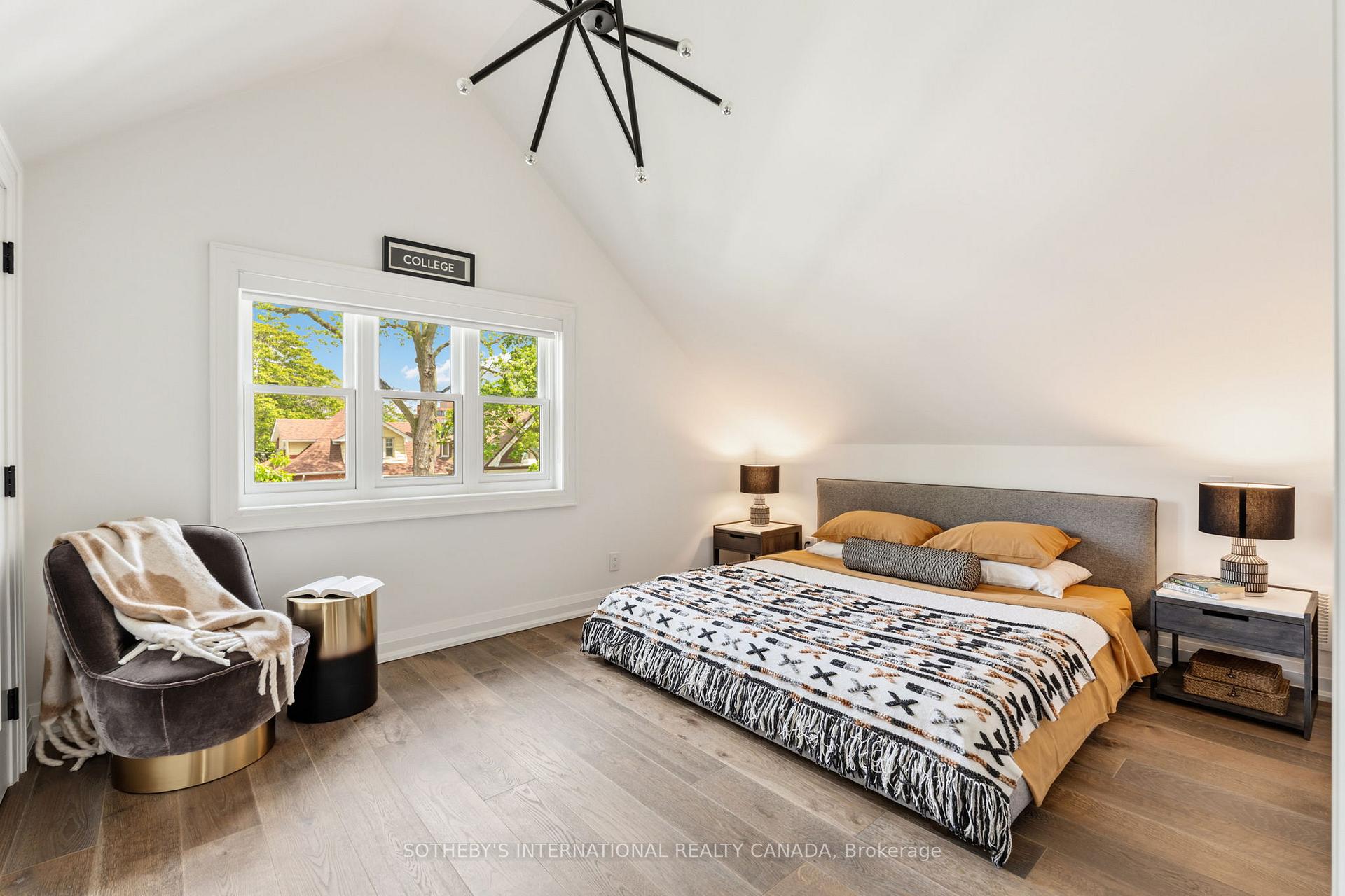 Photo 21 of 330 Palmerston Boulevard, Toronto, Palmerston-Little Italy — HOMEH