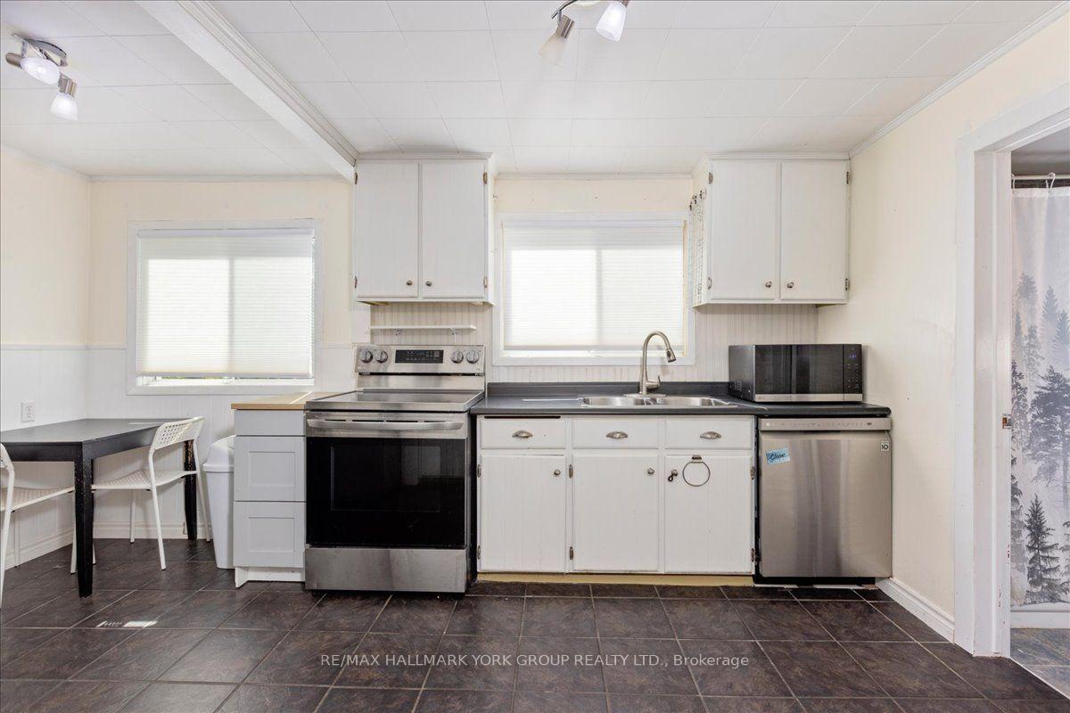 Photo 12 of 18 Ravenswood Drive, Georgina, Sutton & Jackson's Point — HOMEH