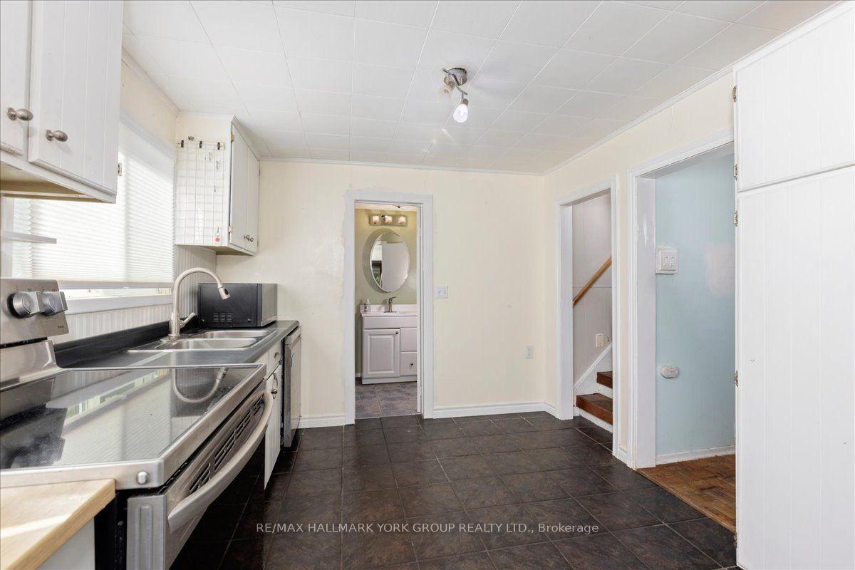 Photo 13 of 18 Ravenswood Drive, Georgina, Sutton & Jackson's Point — HOMEH