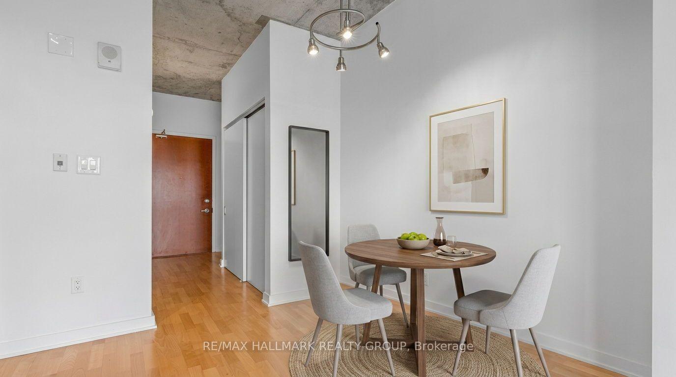 Photo 8 of Unit 1804, 324 Laurier Avenue W, Ottawa, Ottawa Centre — HOMEH