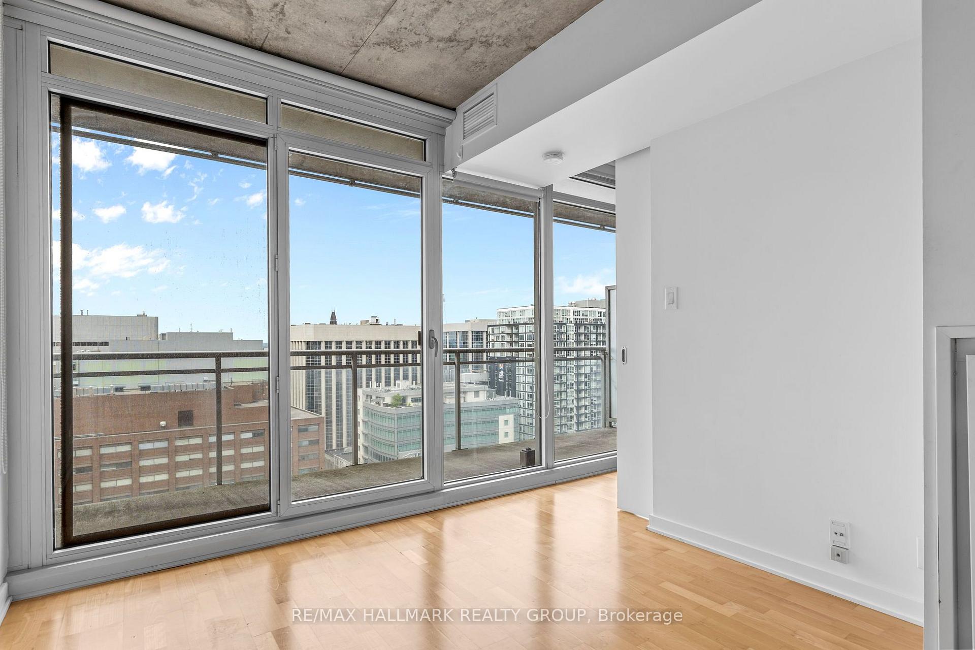 Photo 15 of Unit 1804, 324 Laurier Avenue W, Ottawa, Ottawa Centre — HOMEH