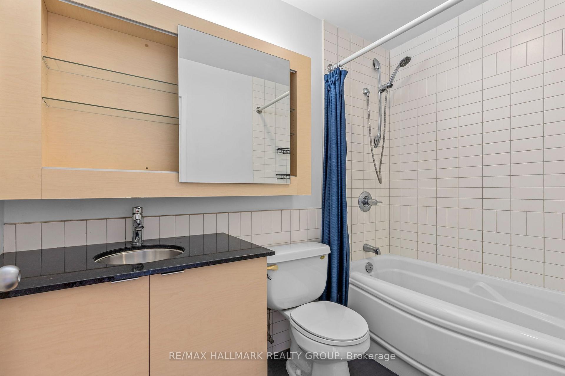 Photo 21 of Unit 1804, 324 Laurier Avenue W, Ottawa, Ottawa Centre — HOMEH