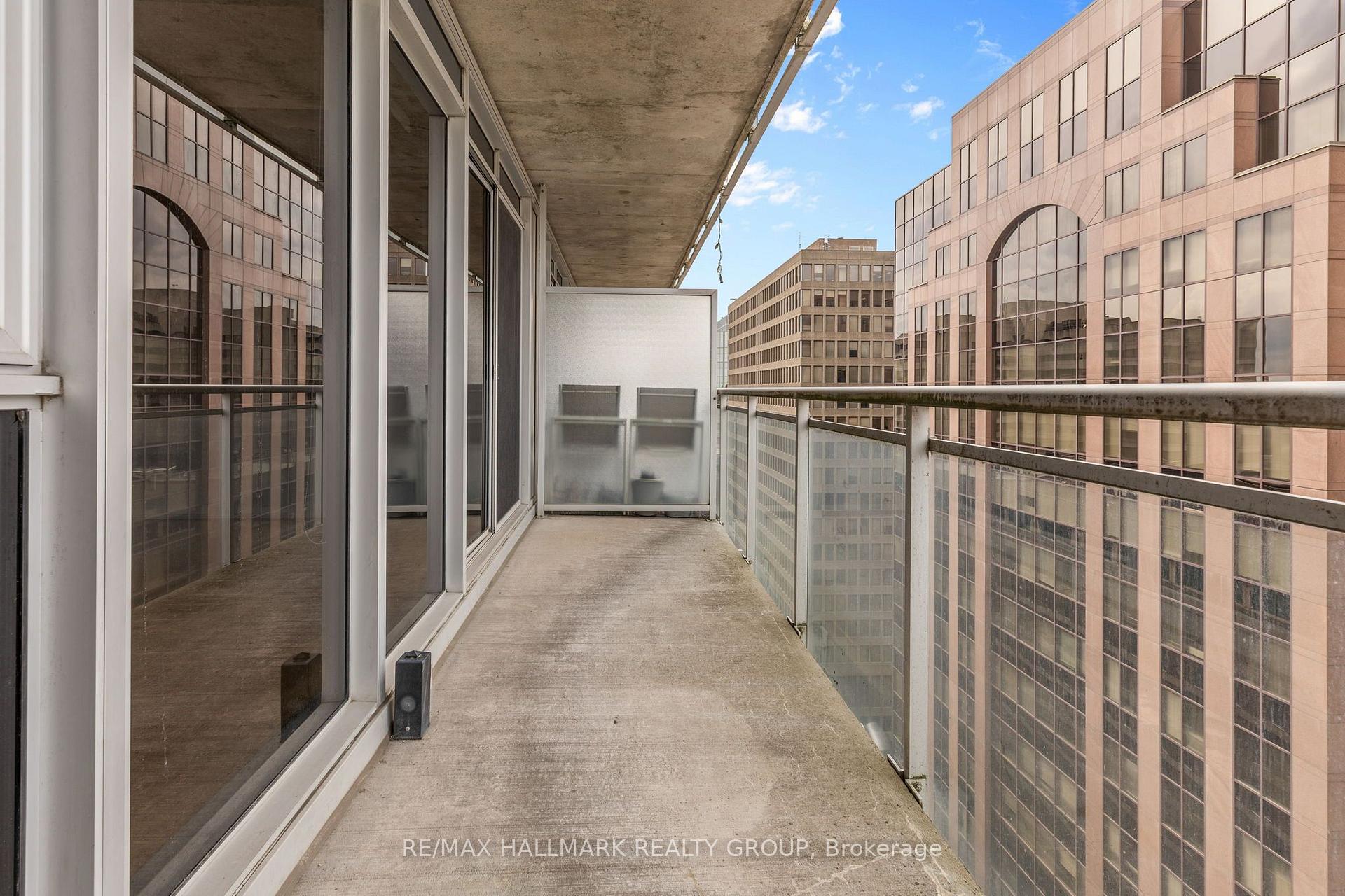 Photo 23 of Unit 1804, 324 Laurier Avenue W, Ottawa, Ottawa Centre — HOMEH