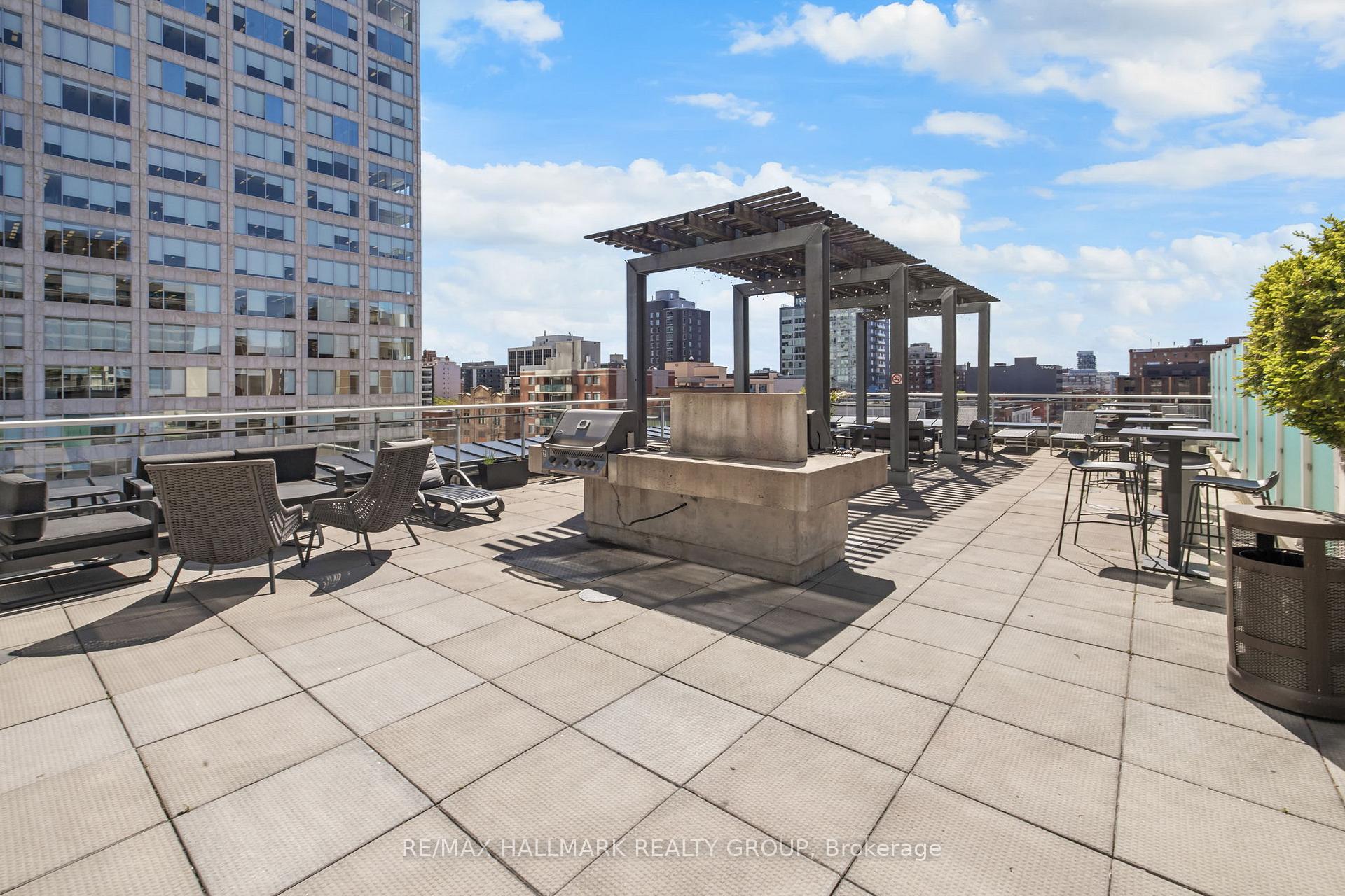 Photo 24 of Unit 1804, 324 Laurier Avenue W, Ottawa, Ottawa Centre — HOMEH