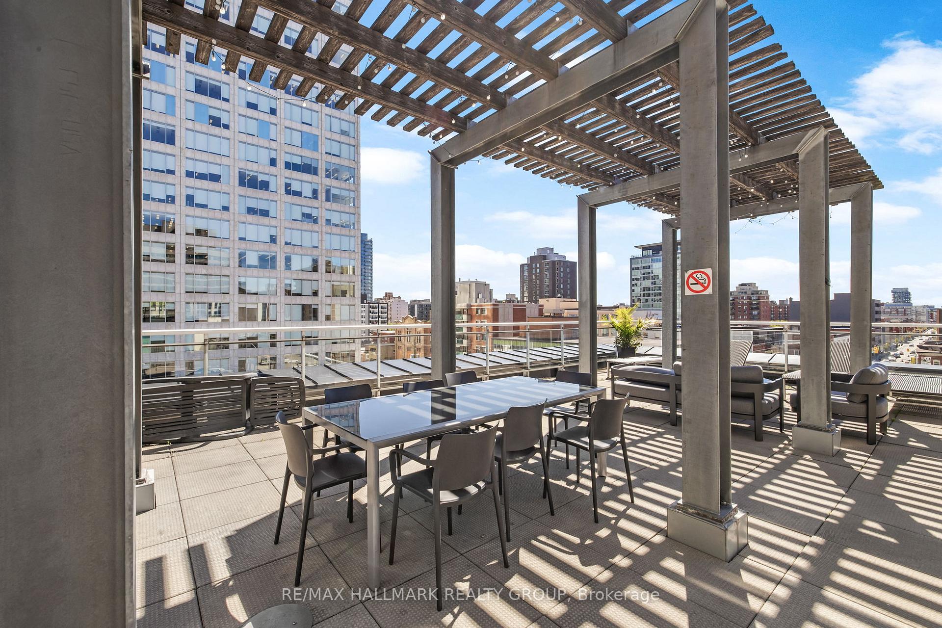 Photo 25 of Unit 1804, 324 Laurier Avenue W, Ottawa, Ottawa Centre — HOMEH