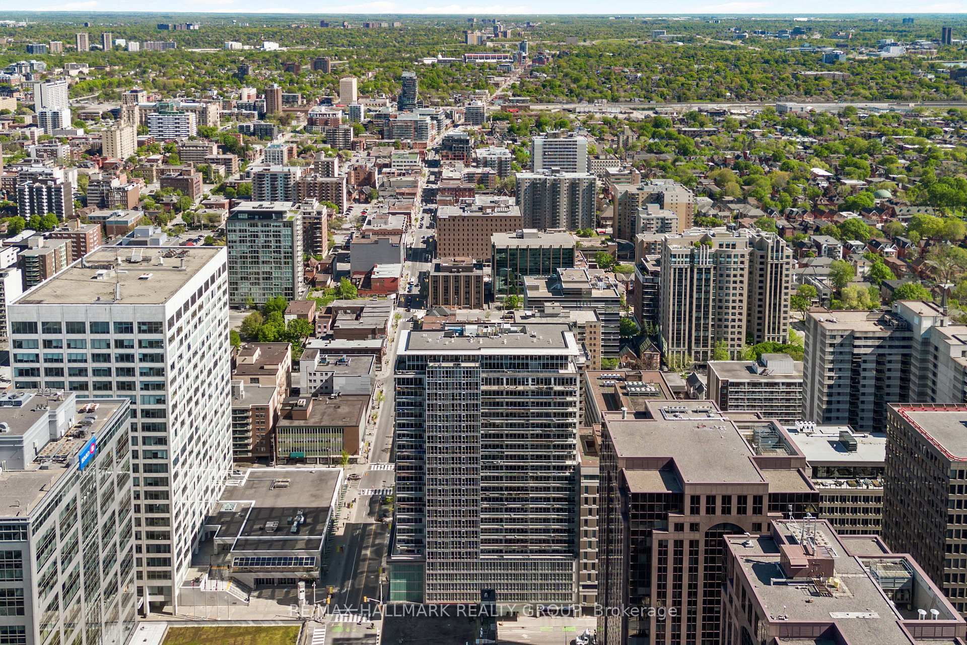 Photo 32 of Unit 1804, 324 Laurier Avenue W, Ottawa, Ottawa Centre — HOMEH