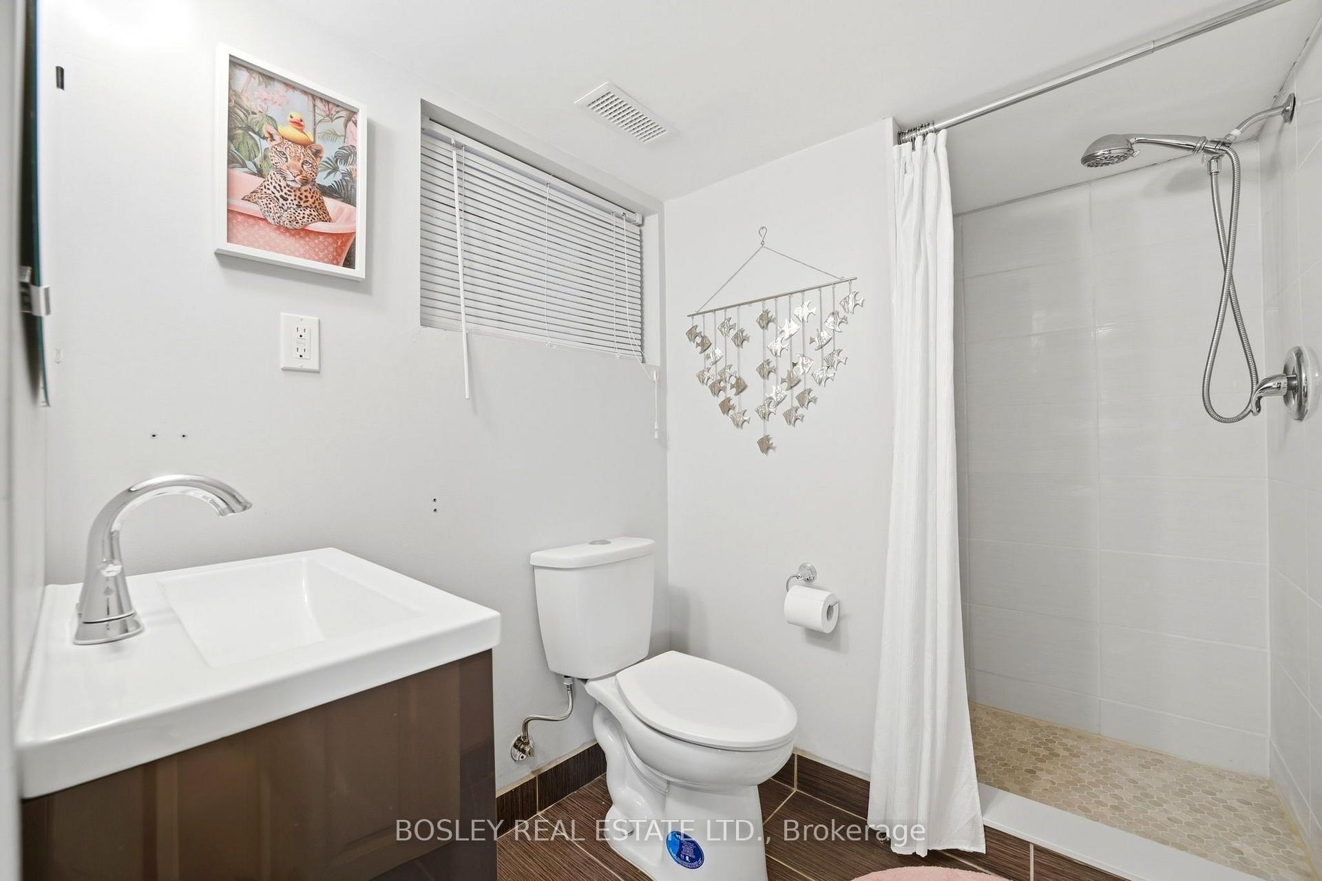 Photo 33 of 43 Gilbert Avenue, Toronto, Corso Italia-Davenport — HOMEH