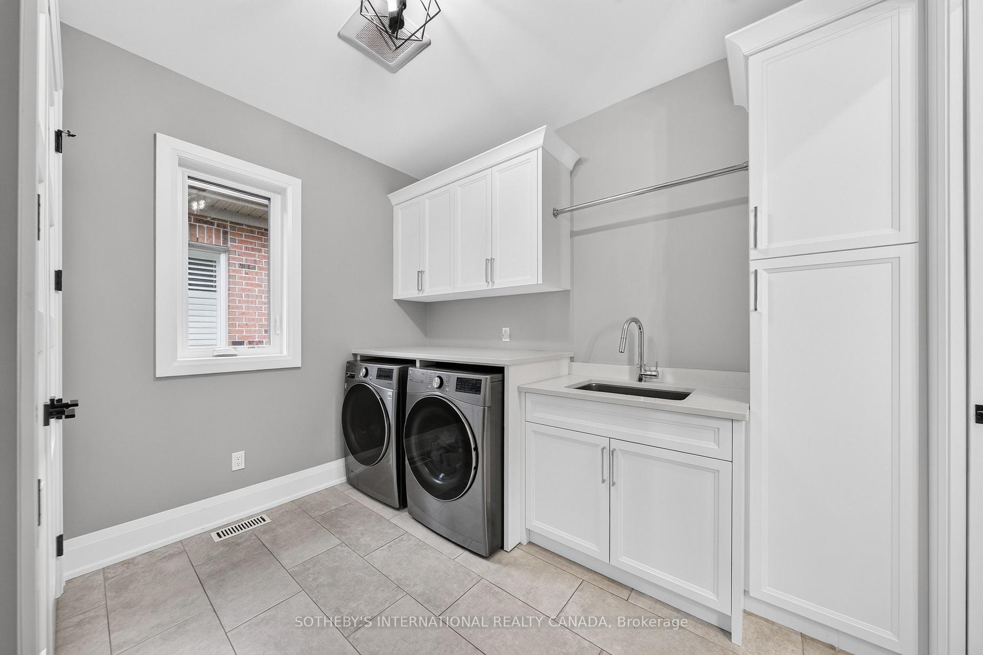 Photo 25 of 15 Langton Drive, Kitchener, Pioneer Tower West — HOMEH