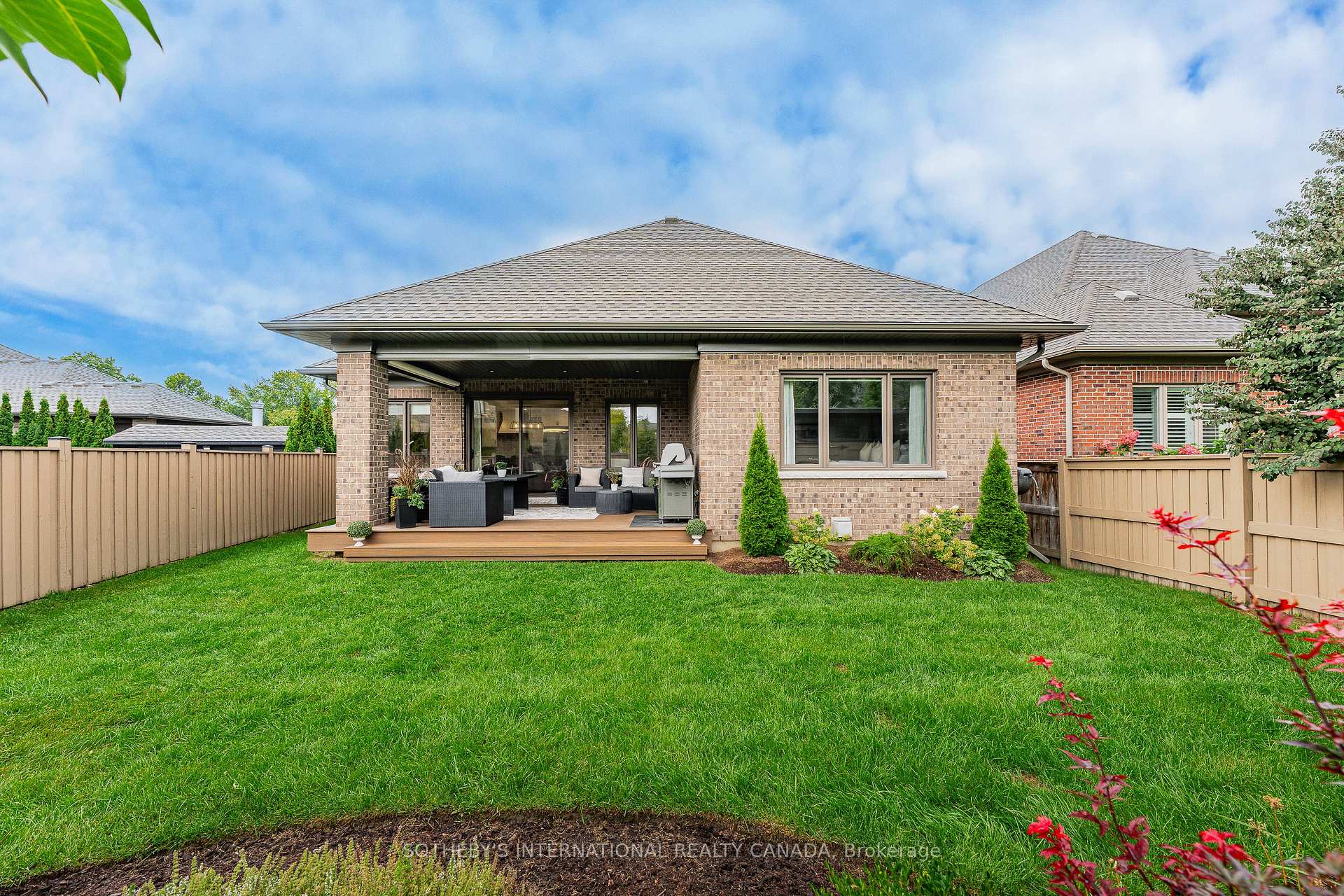 Photo 40 of 15 Langton Drive, Kitchener, Pioneer Tower West — HOMEH