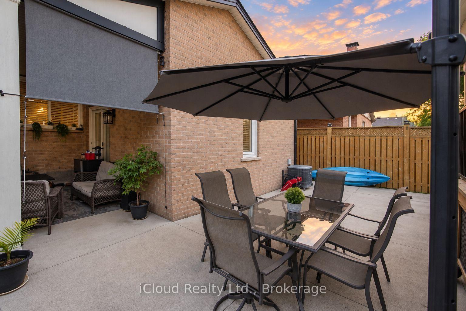 Photo 17 of 7 Drakes Drive, Hamilton, Lakeshore — HOMEH