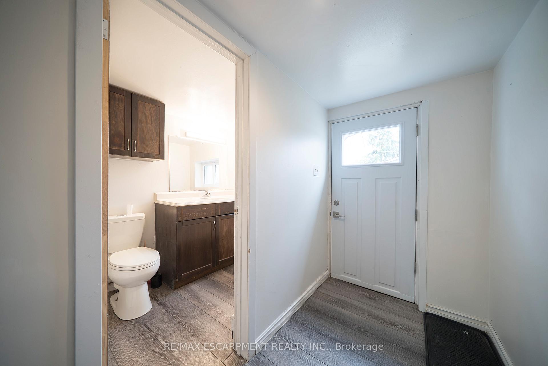 Photo 8 of 294 Darling Street, Brantford, East Ward — HOMEH