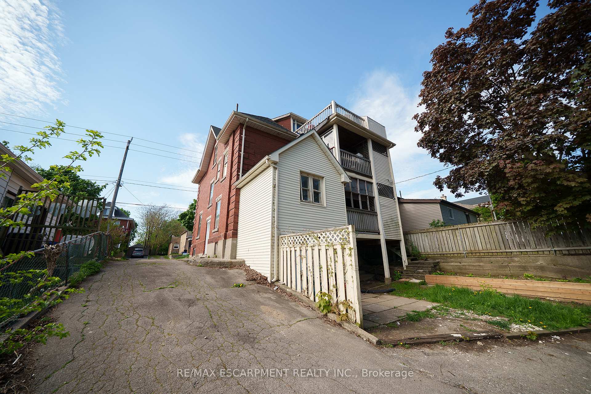 Photo 28 of 294 Darling Street, Brantford, East Ward — HOMEH